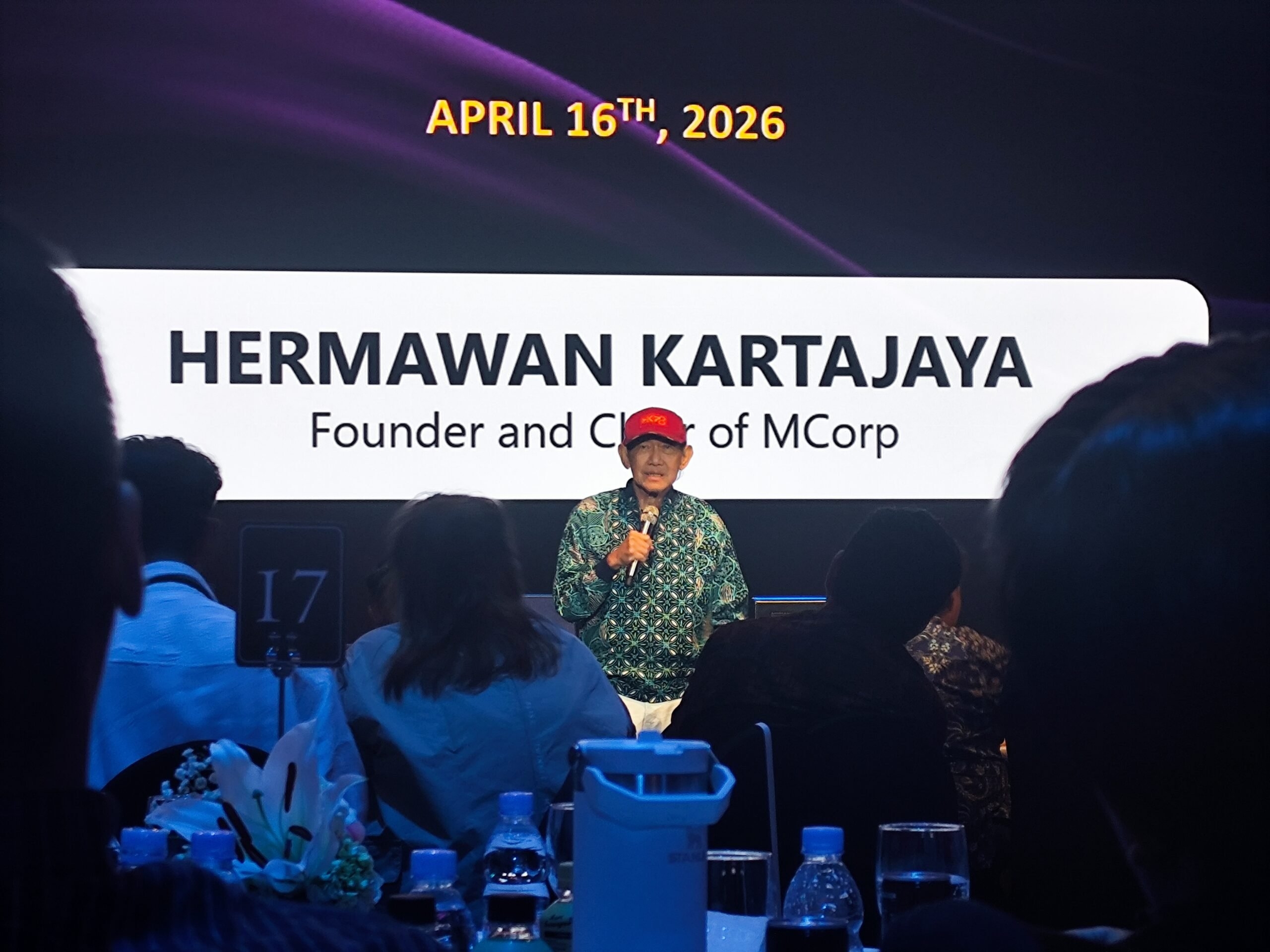 Hermawan Kartajaya: Strategi Marketing di Era AI Harus Berani Beda dan Menyentuh Emosi
