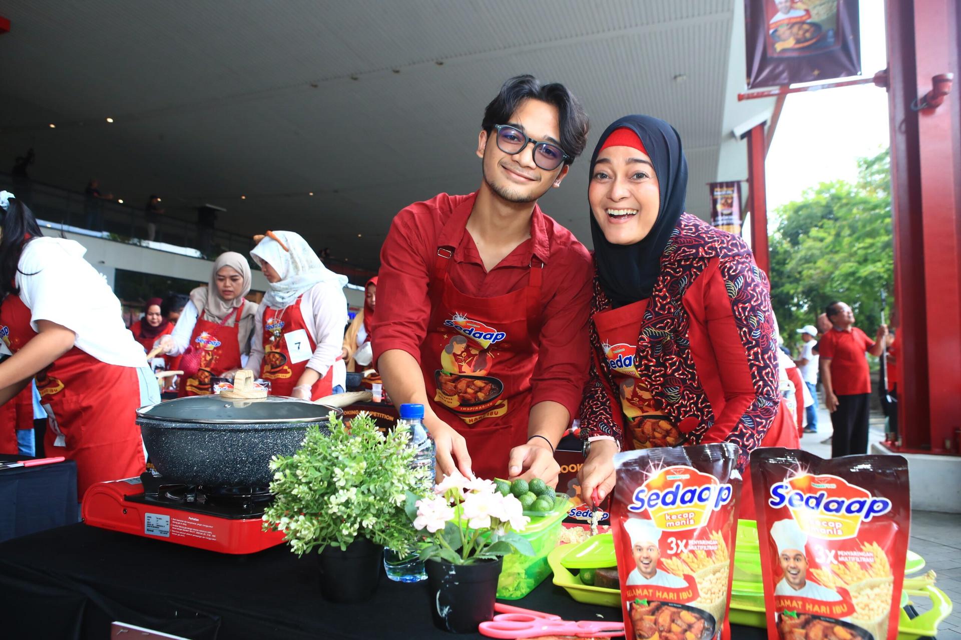 Kemasan kecap sedaap