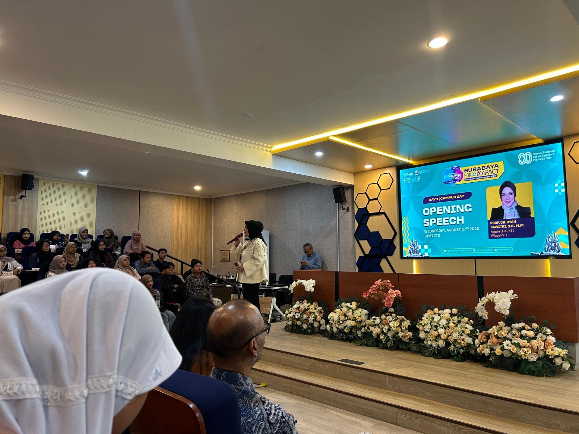 Dari Maxwell Salvador Hingga Khofifah, Ini Keseruan Surabaya Marketing Festival 2026