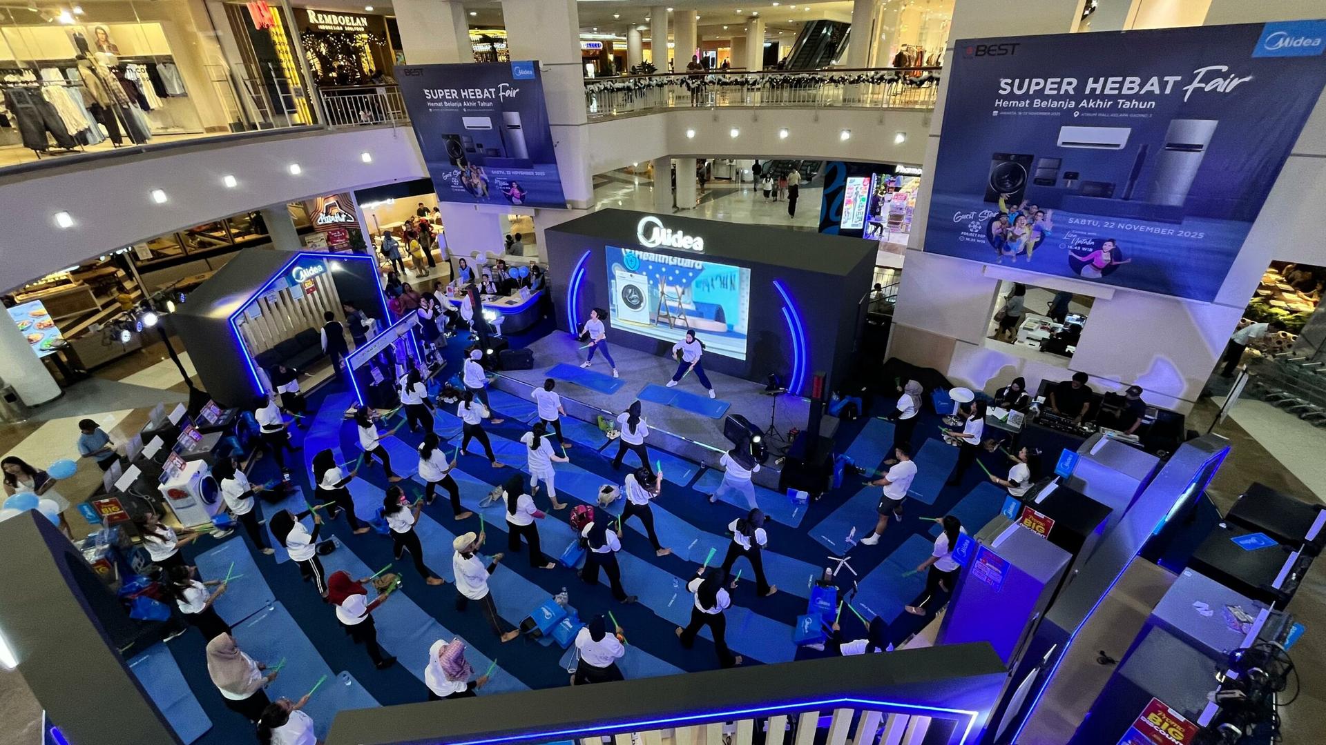 Midea Manfaatkan Momen Akhir Tahun untuk Dorong Penjualan