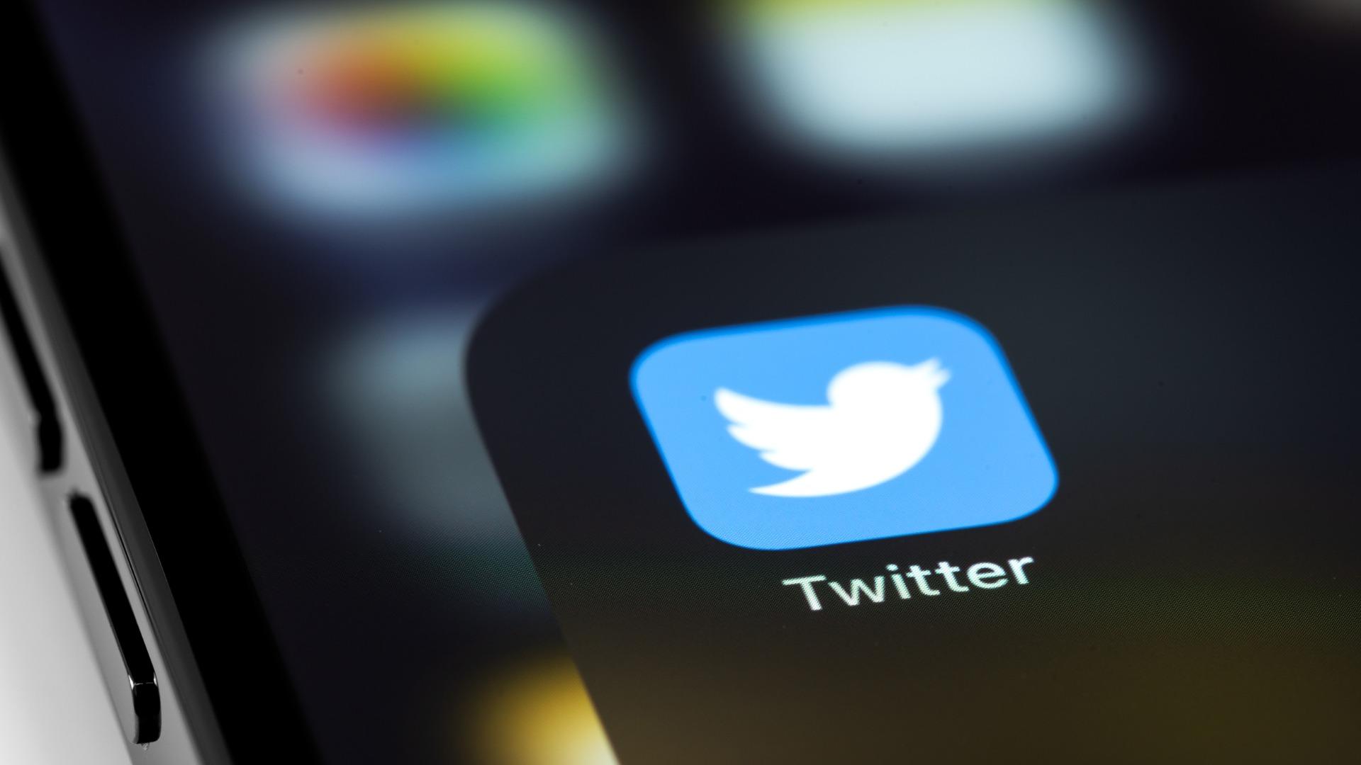 Tidak Berlangganan, Twitter Cabut Verifikasi Centang Biru