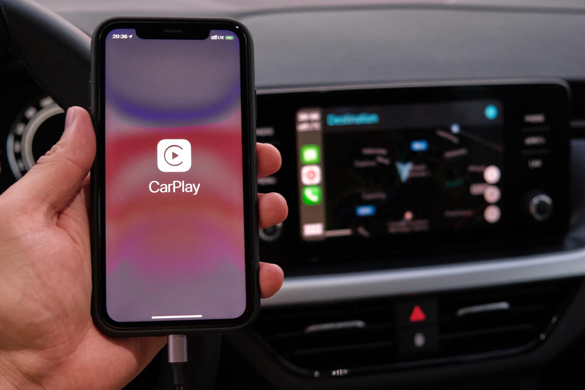 Kabar Baik Untuk Apple User, ChatGPT Kini Bisa diakses Lewat CarPlay