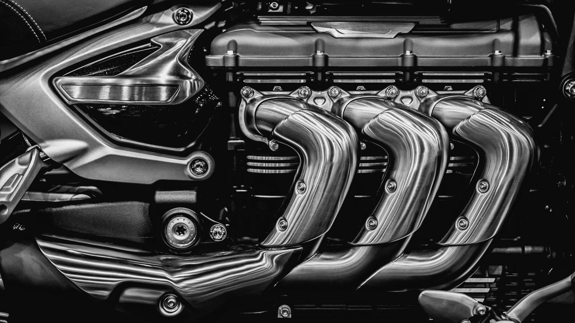 Intake Manifold adalah