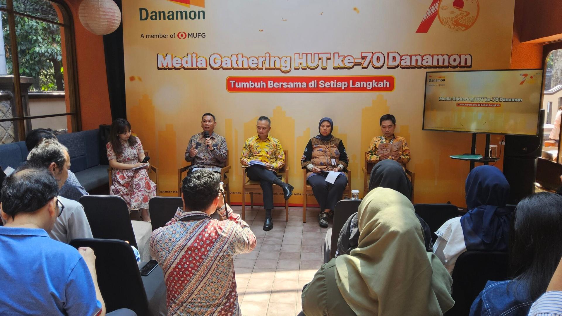 danamon transaksi ritel