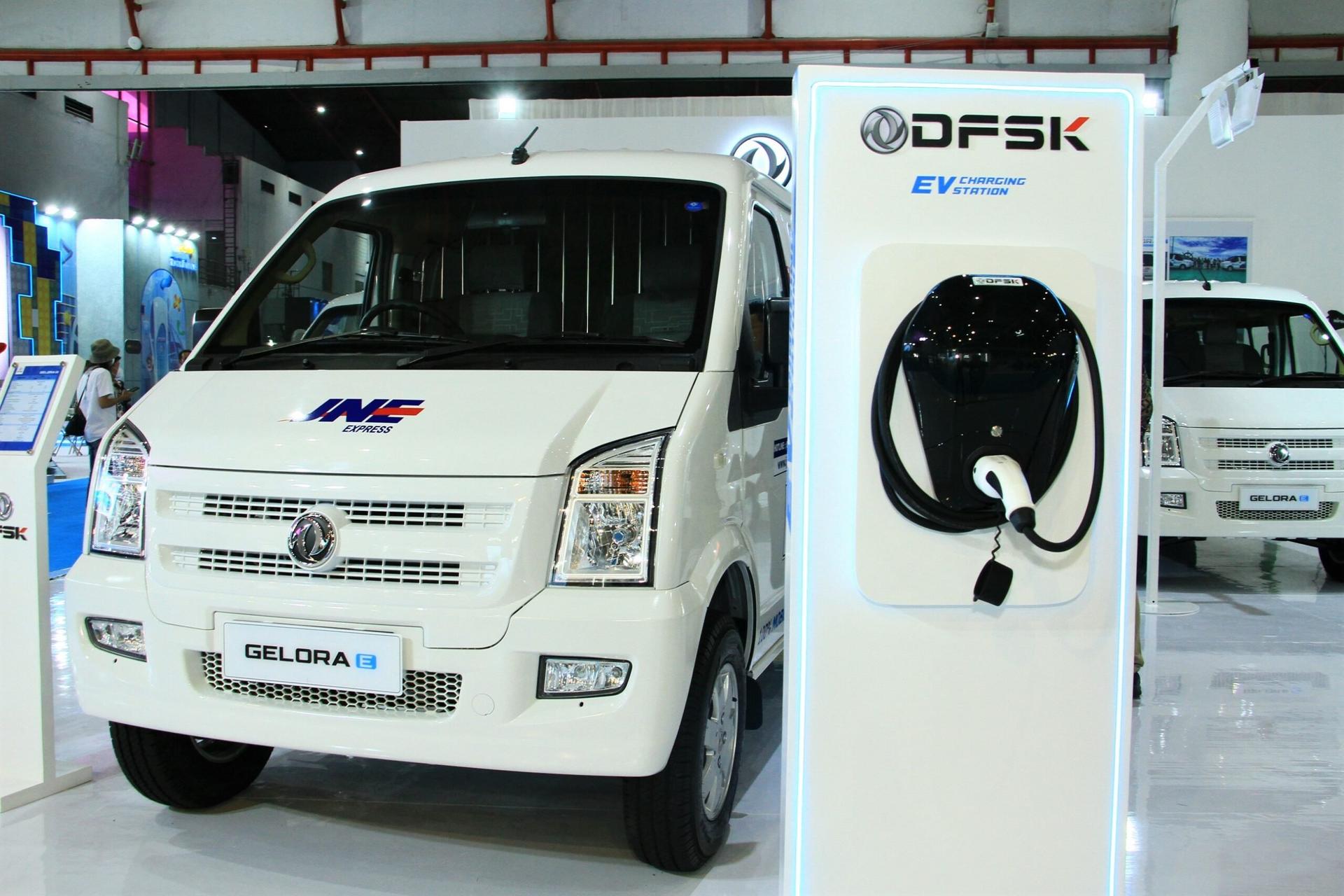 Perawatan Mobil Listrik