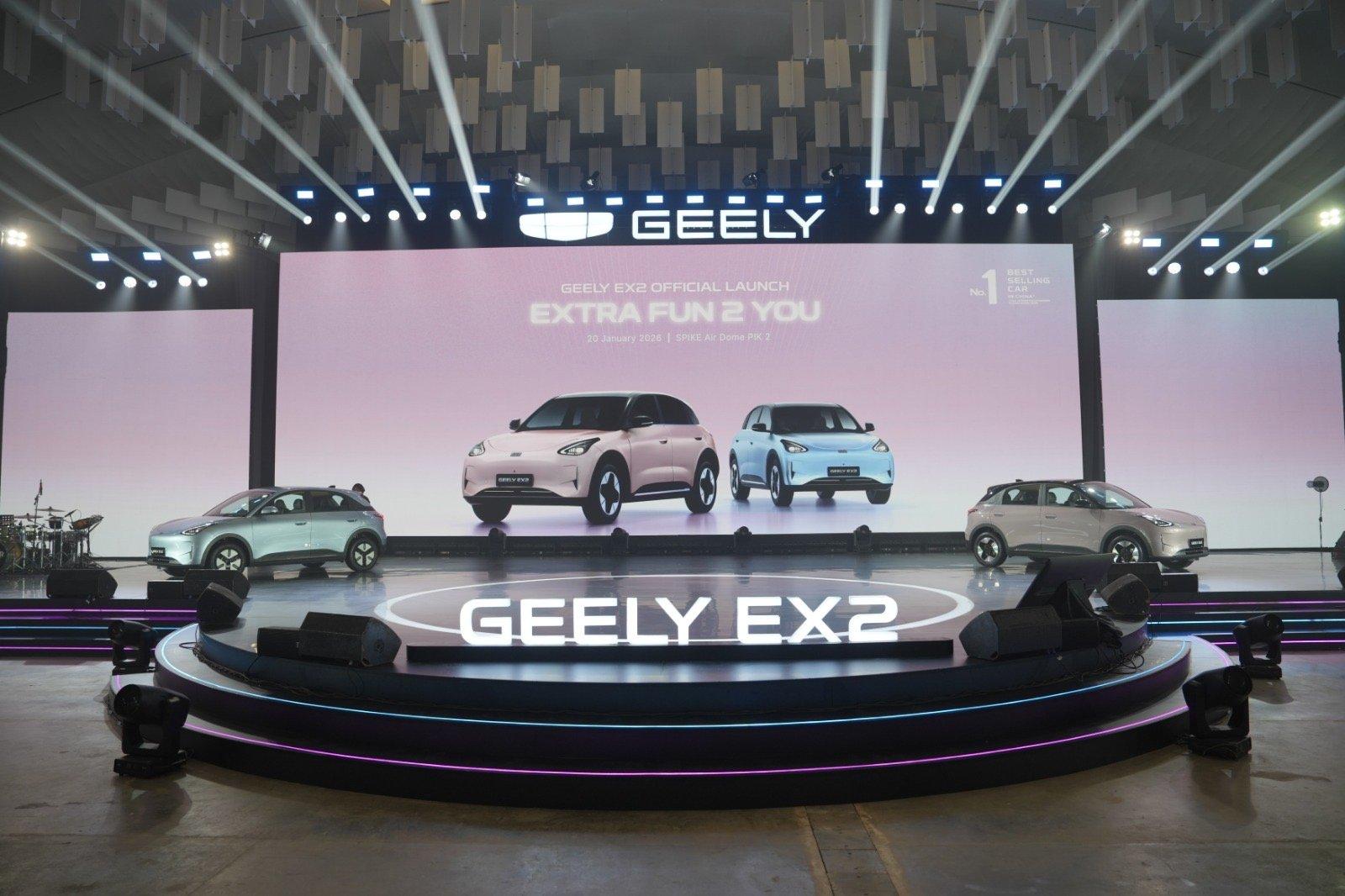 Geely EX2