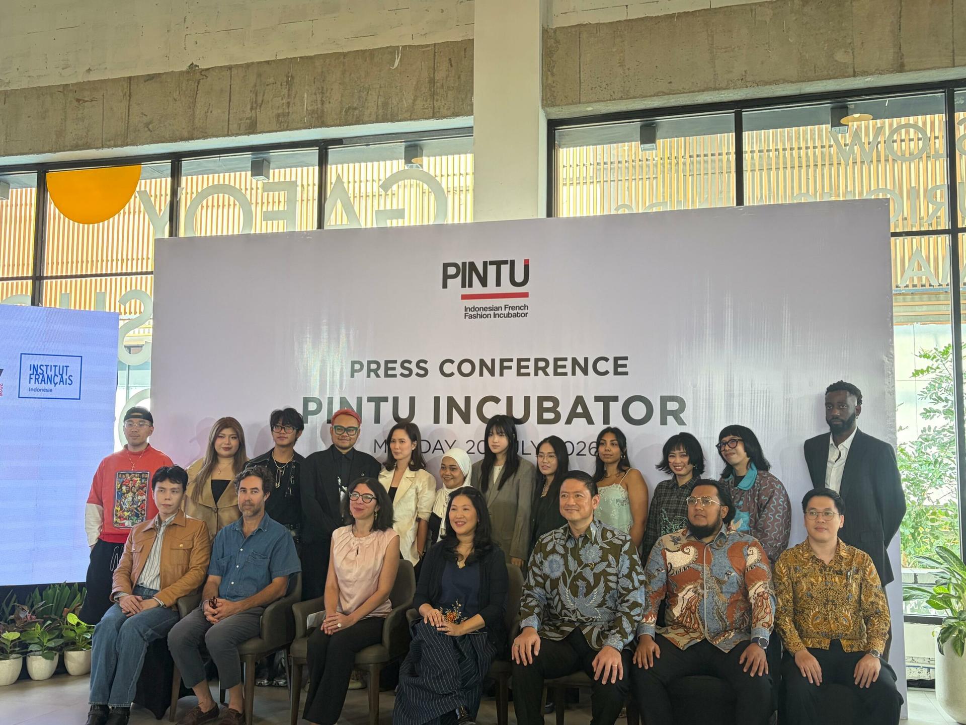 PINTU Incubator
