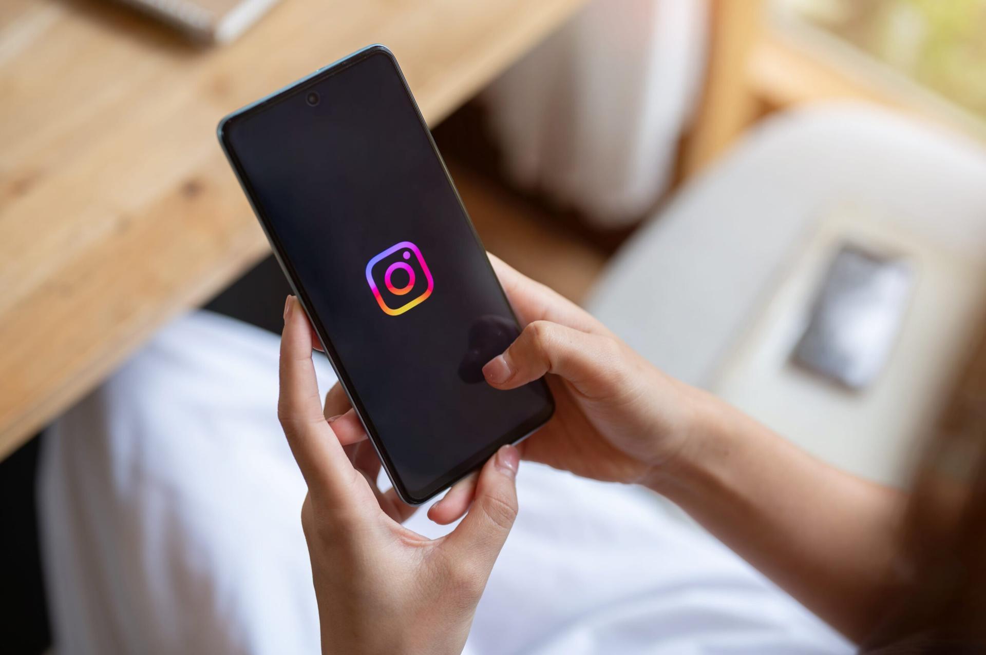 teleprompter instagram
