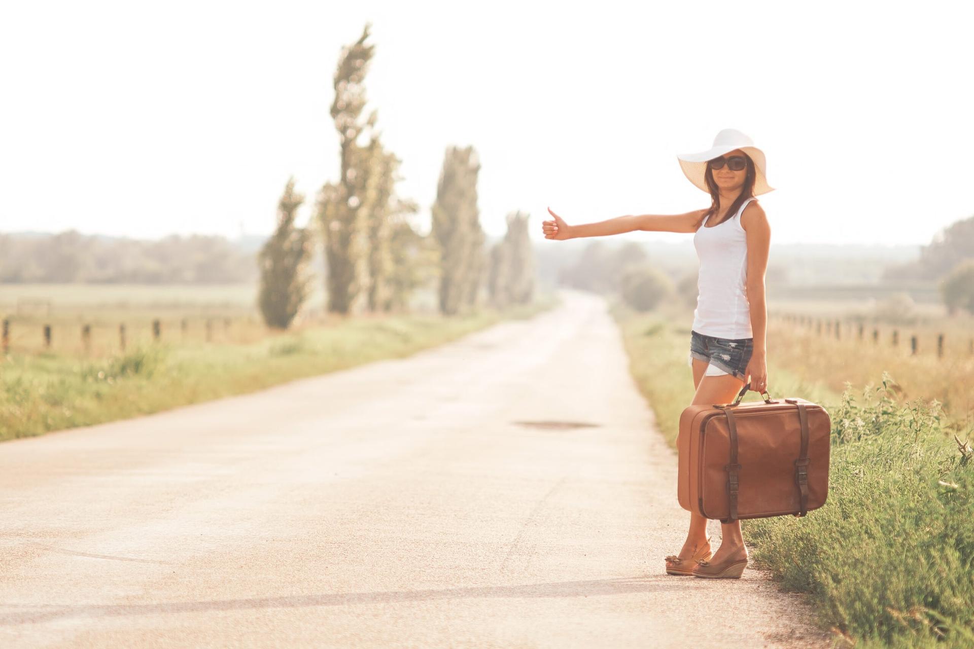 perempuan menikah solo traveling