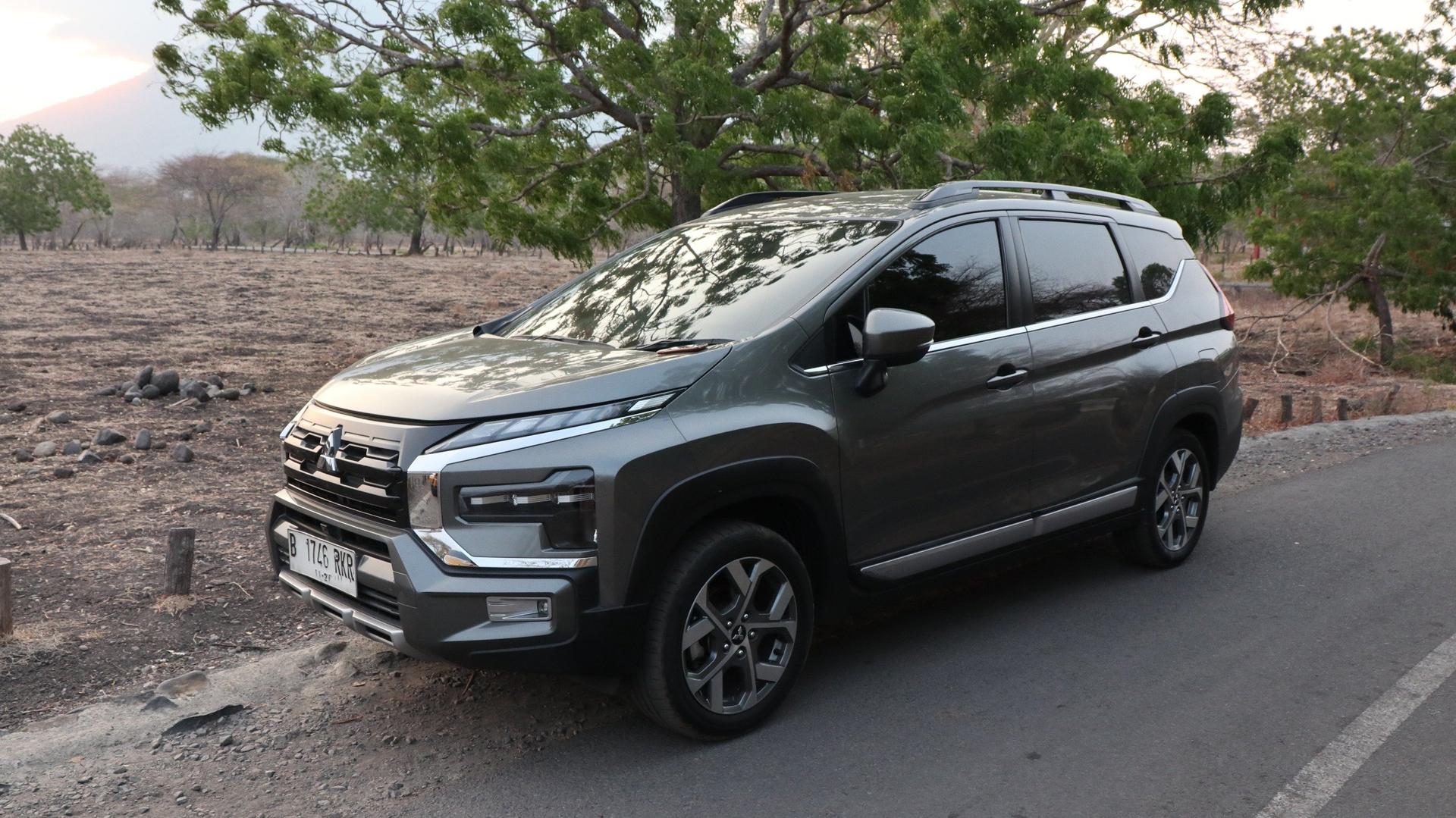 Mitsubishi New Xpander Cross
