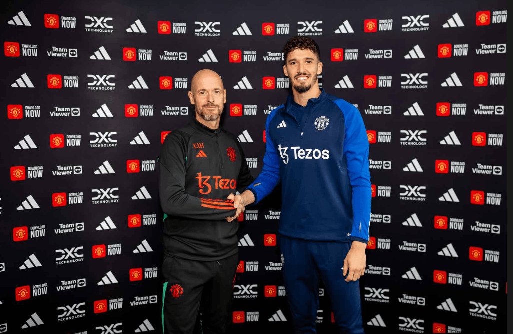 Sah! MU Boyong Kiper Baru Altay Bayindir