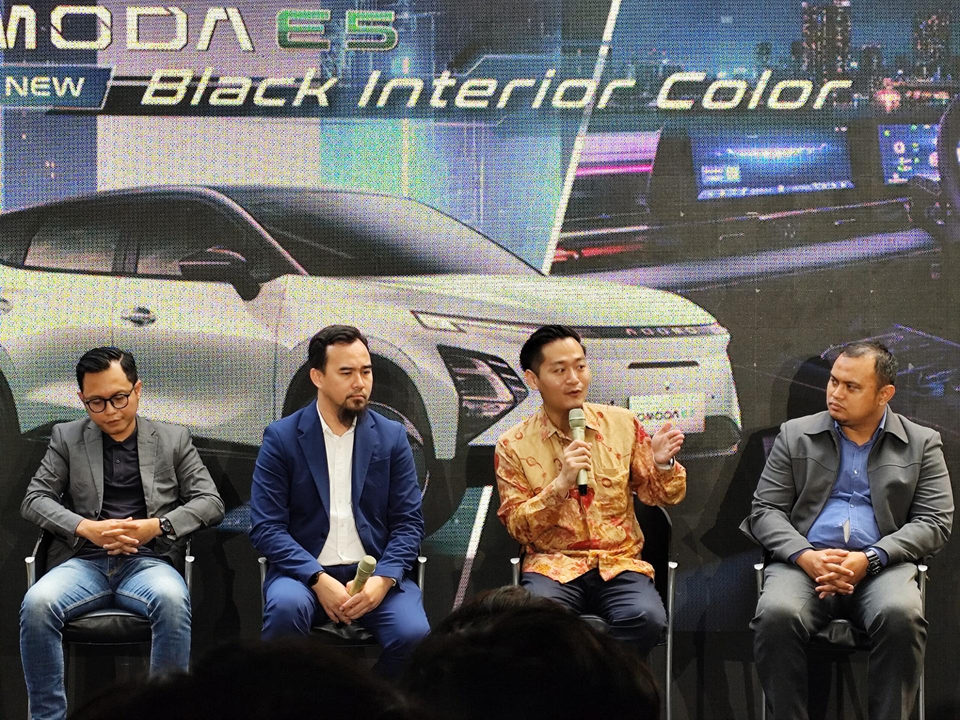 Peran Strategis Warna Baru di Interior Chery Omoda E5