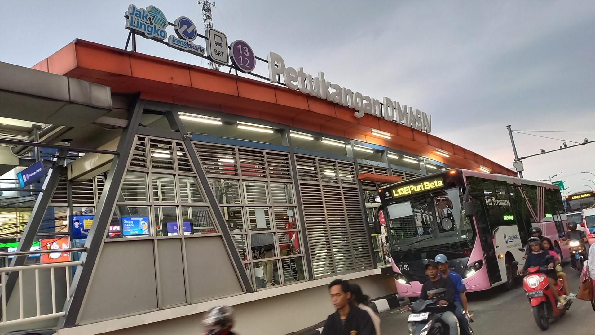 TransJakarta D’Masiv