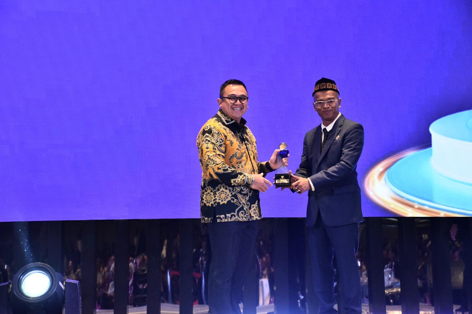 danareksa informatif