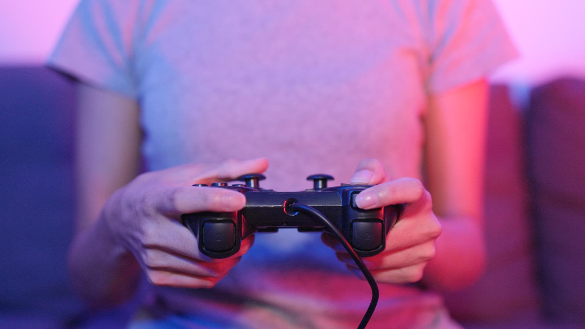 Buat Aturan Atasi Kecanduan Game, Pejabat Ini Justru Dipecat! Ini Alasannya