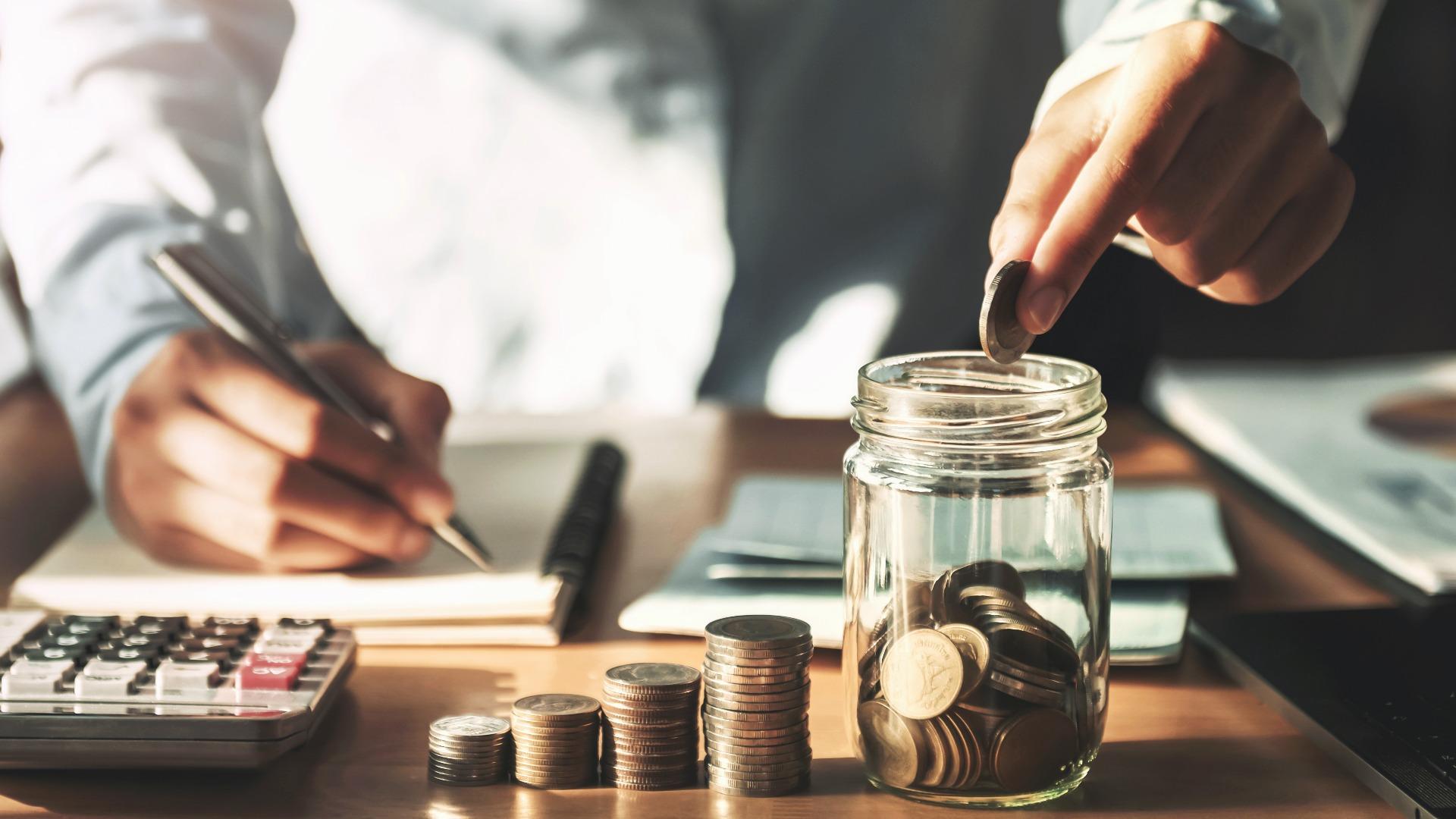 Pay-What-You-Can adalah