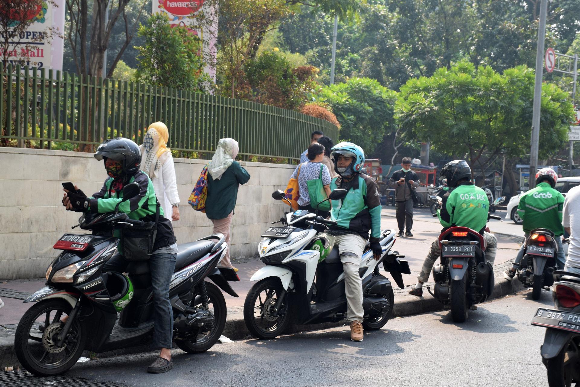 Pakar Sebut Kebijakan THR Mitra Ojol Perlu Pengkajian Undang-Undang