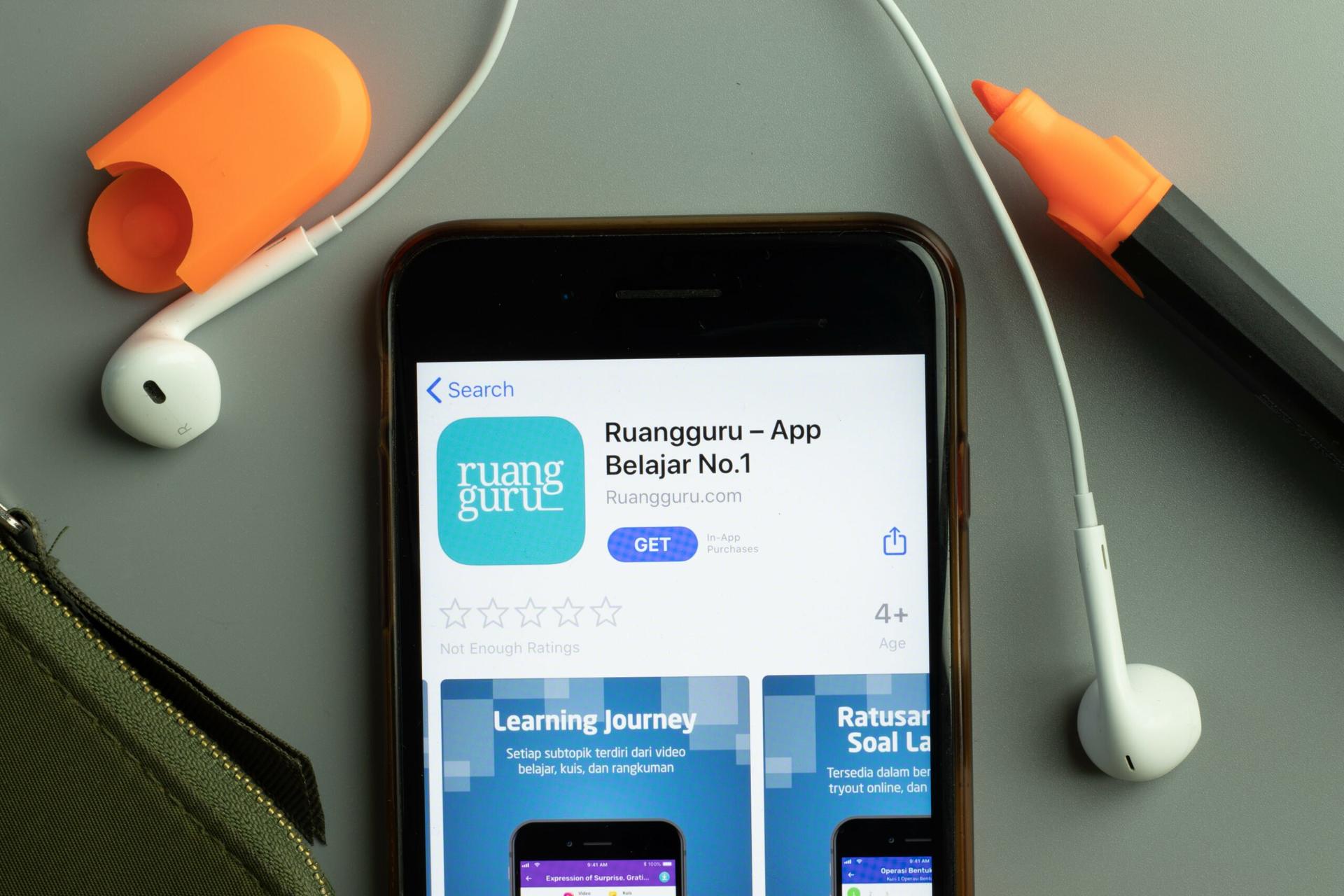 Ruangguru akuisisi Mclass