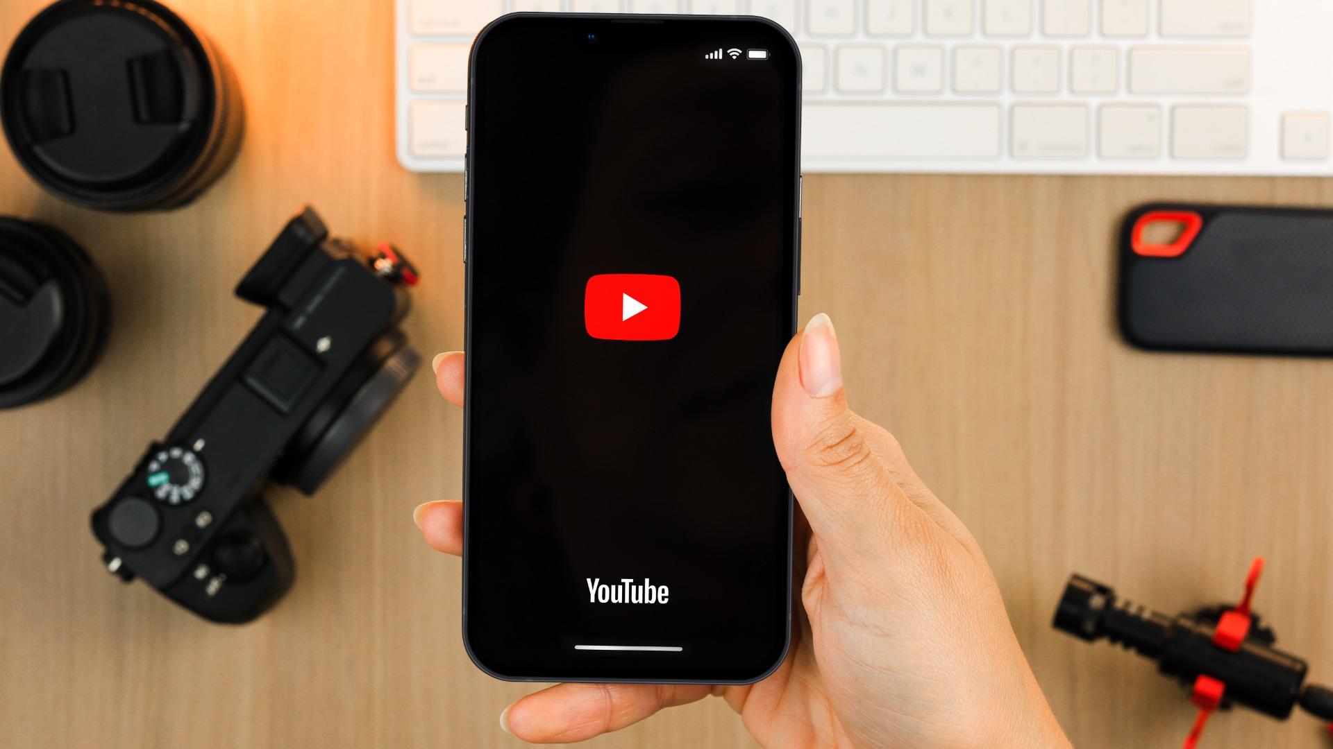 YouTube Uji Coba Pembatasan Fitur AdBlocker