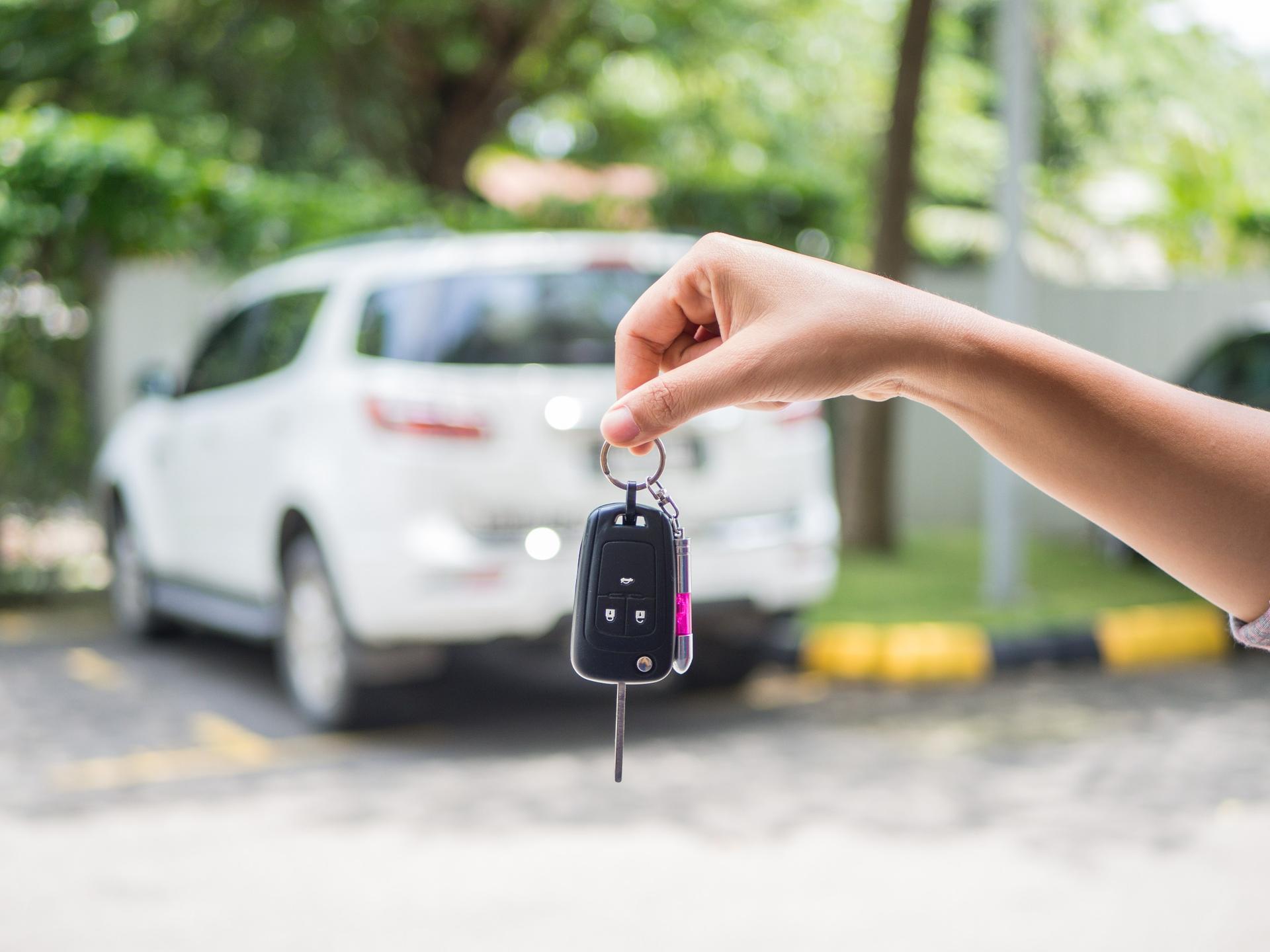 generasi sandwich membeli kendaraan