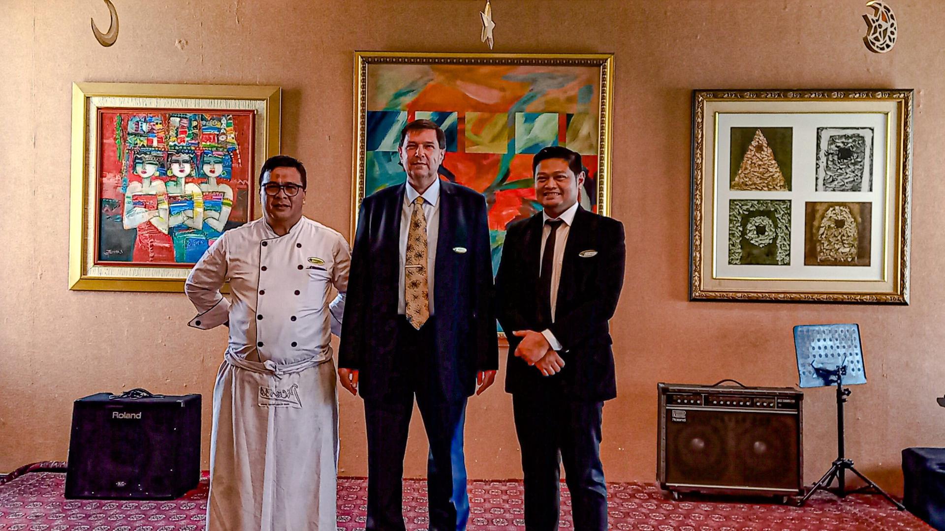 Menara Peninsula Hotel