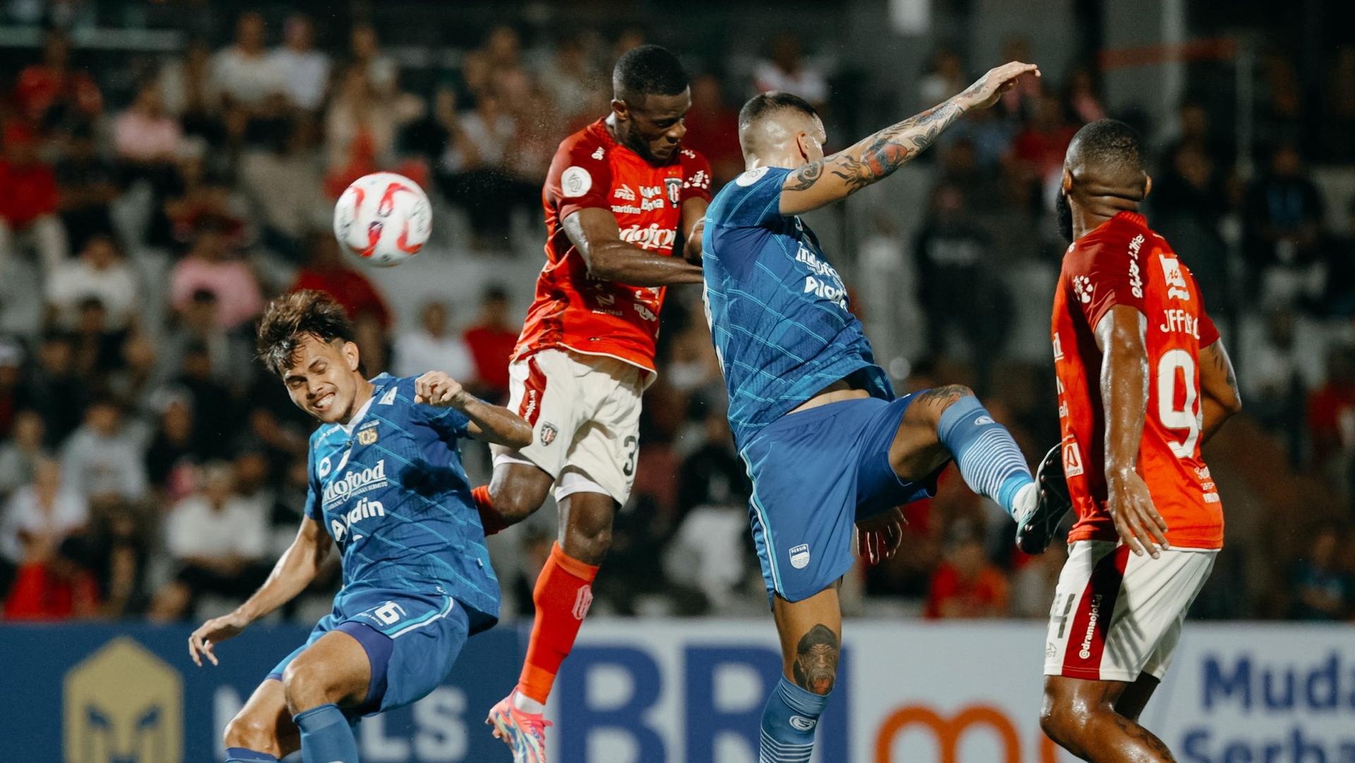 Bali United vs Persib Bandung