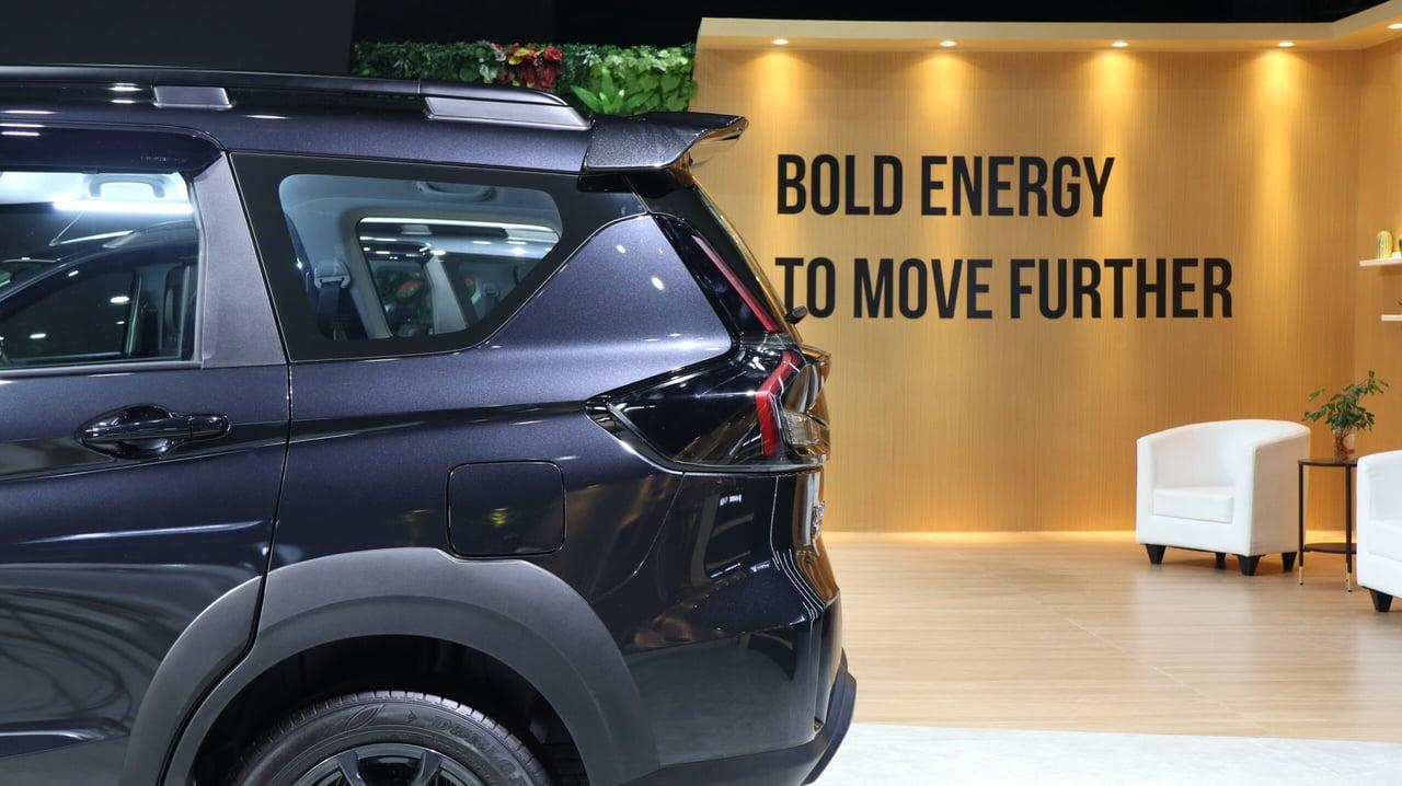 Suzuki XL7 Alpha Kuro