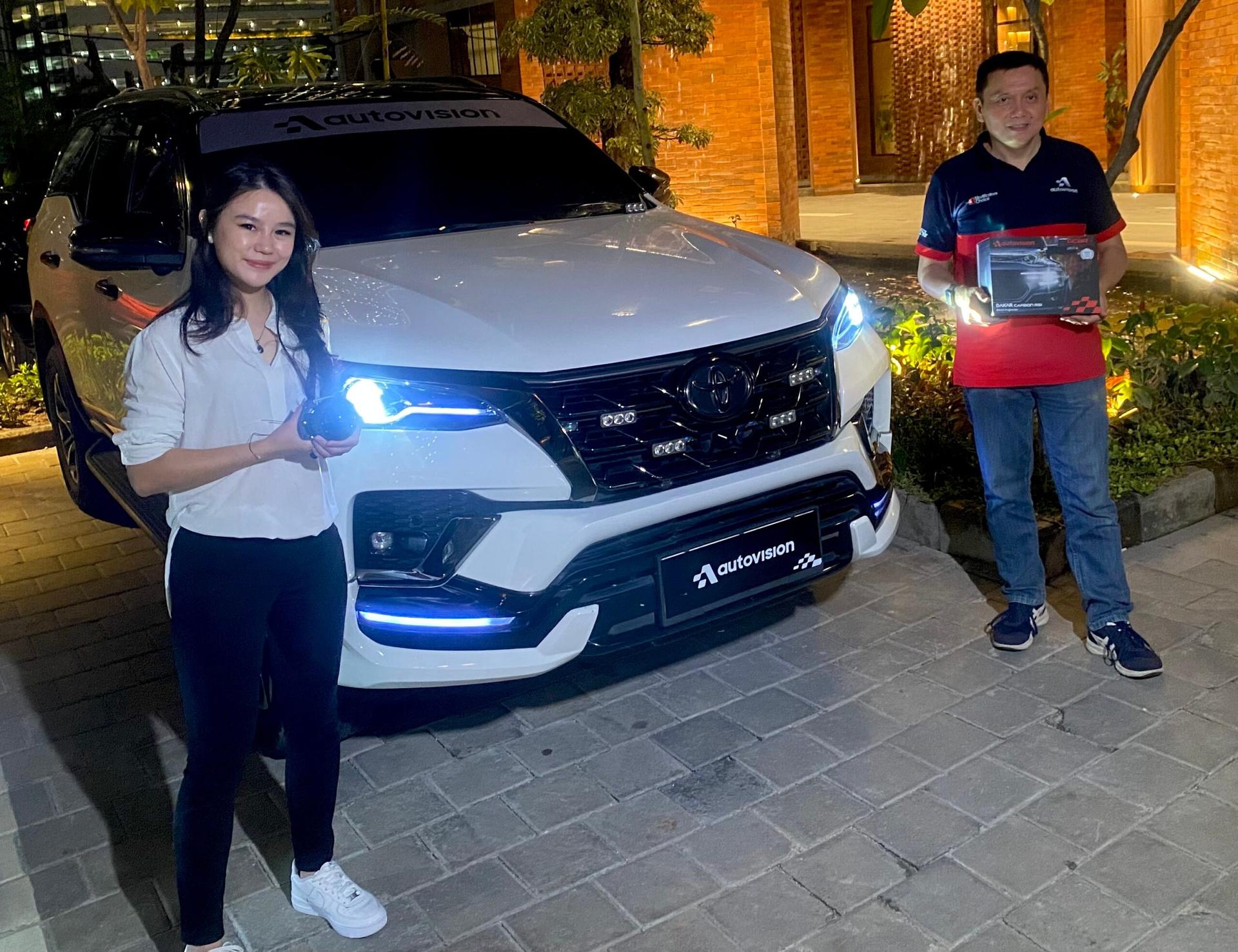 Autovision Dakar Carbon RSi