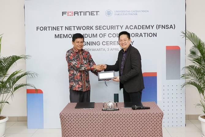 Atasi Kesenjangan Ketrampilan, Fortinet Gandeng UGM