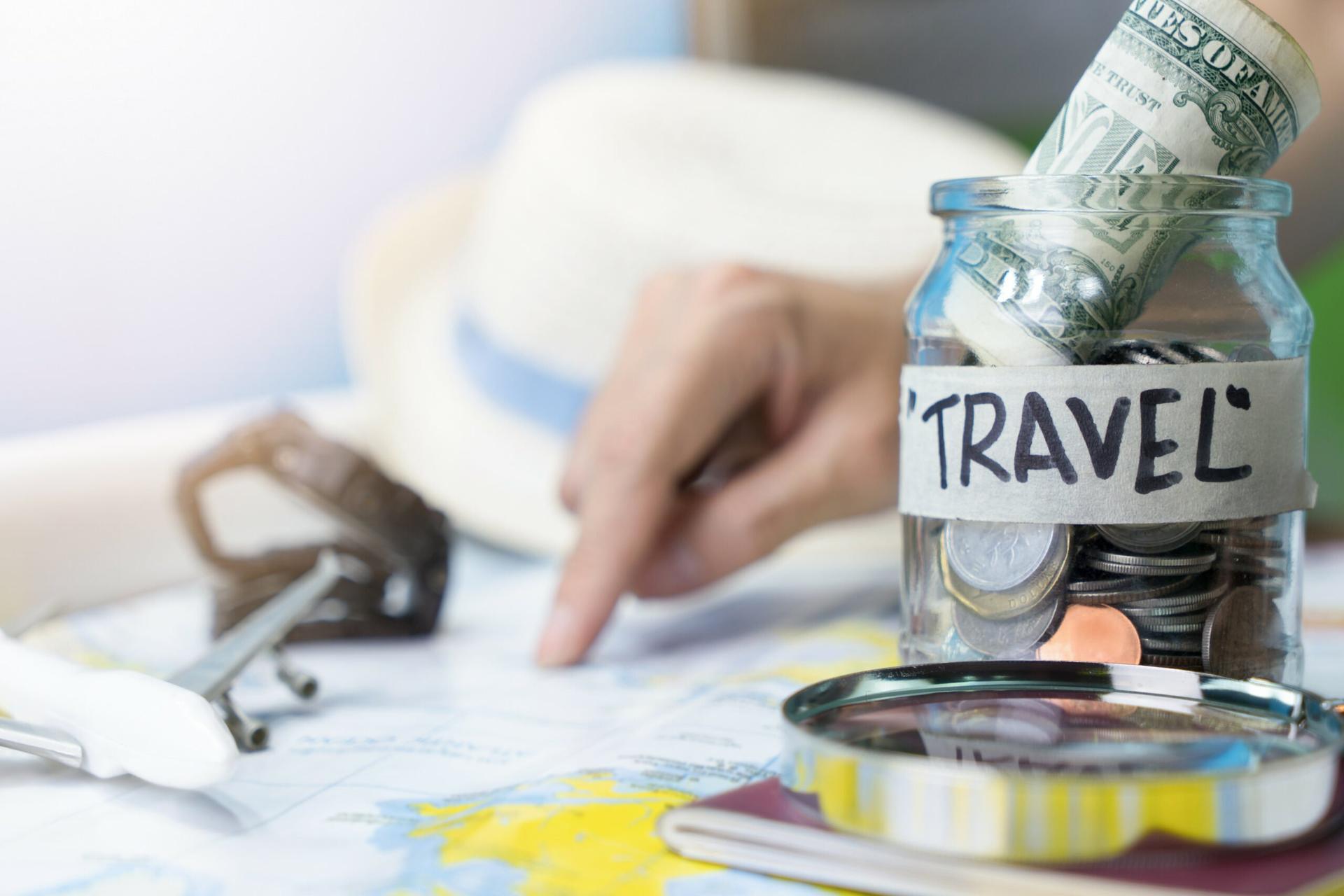 frugal travel ala Jovita Ayu