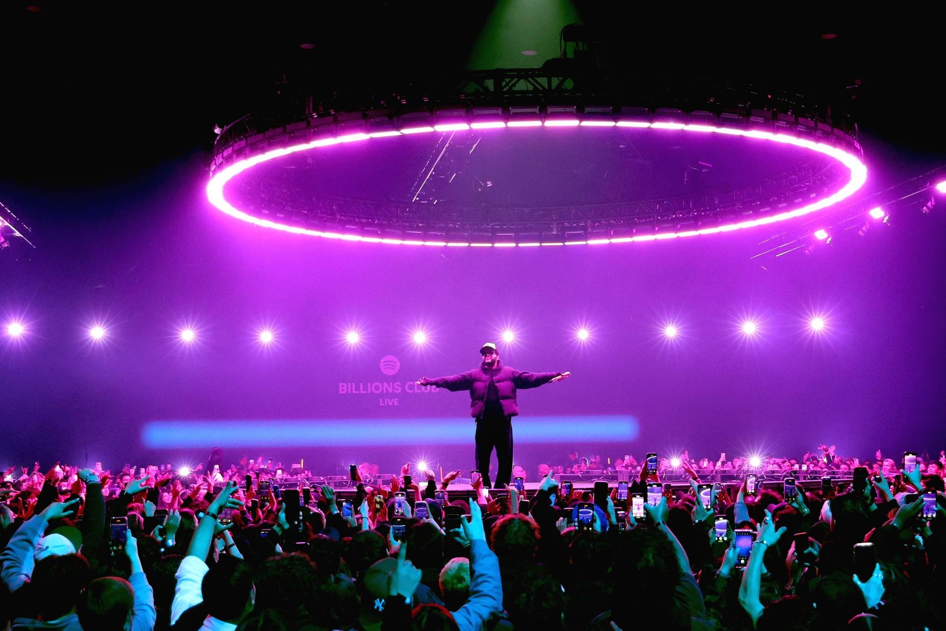 The Billions Club Live