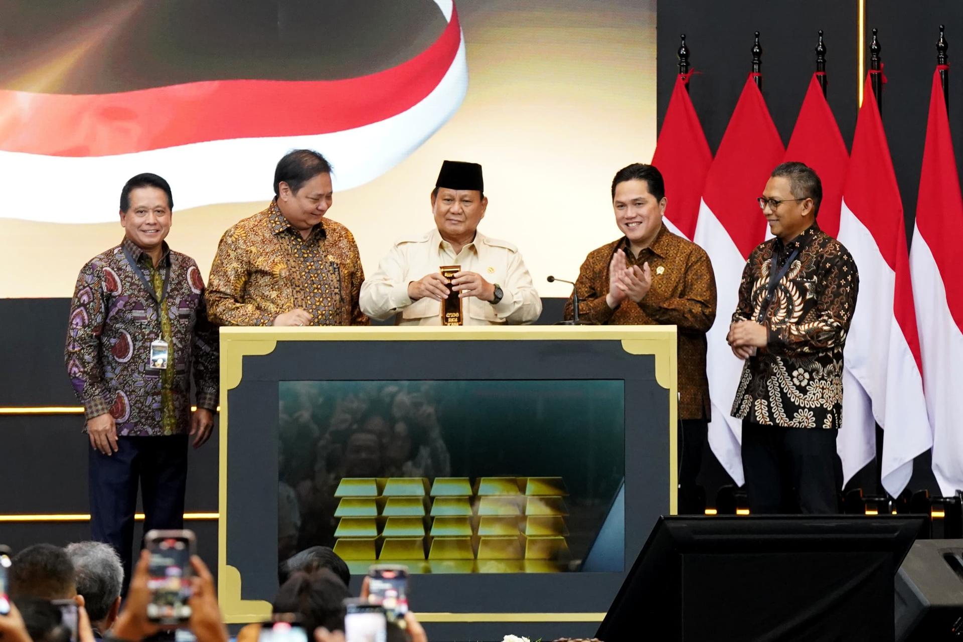 Resmi Diluncurkan Presiden Prabowo, BSI Jadi Bank Emas Pertama di Indonesia