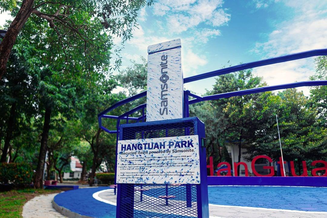 Samsonite daur ulang koper