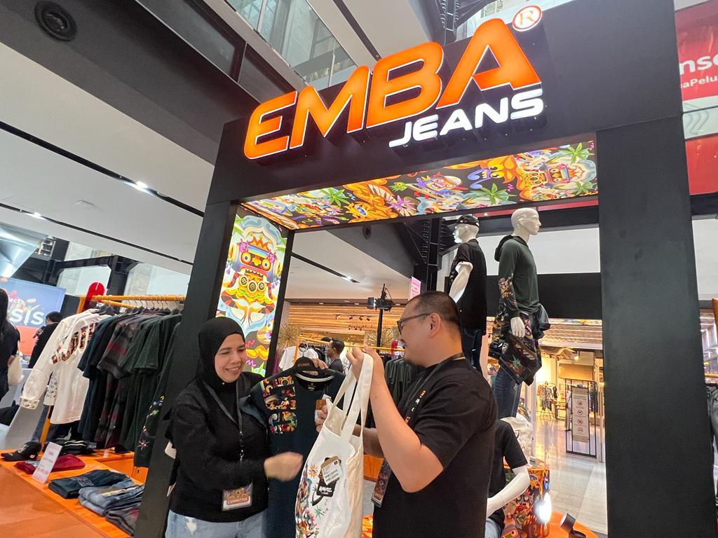 Emba Jeans x Monez