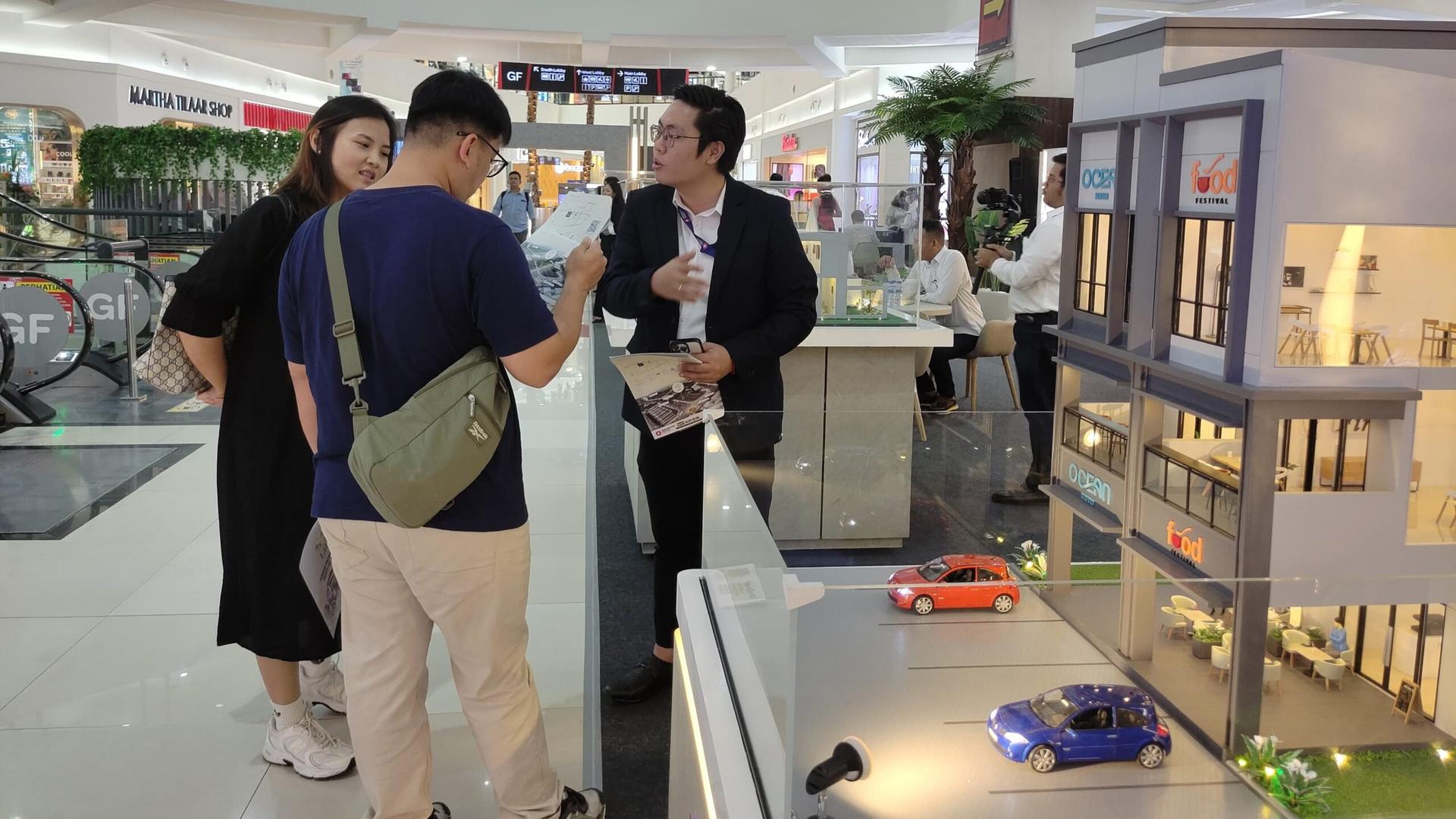 Paramount Petals Property Expo