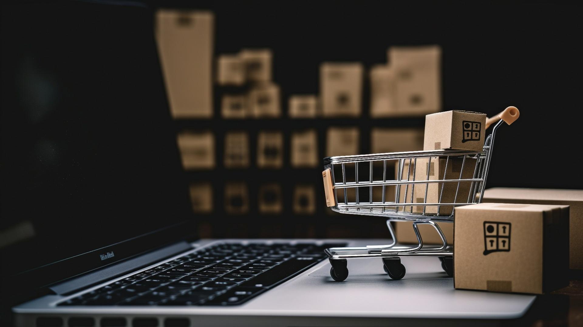 Istilah E-Commerce