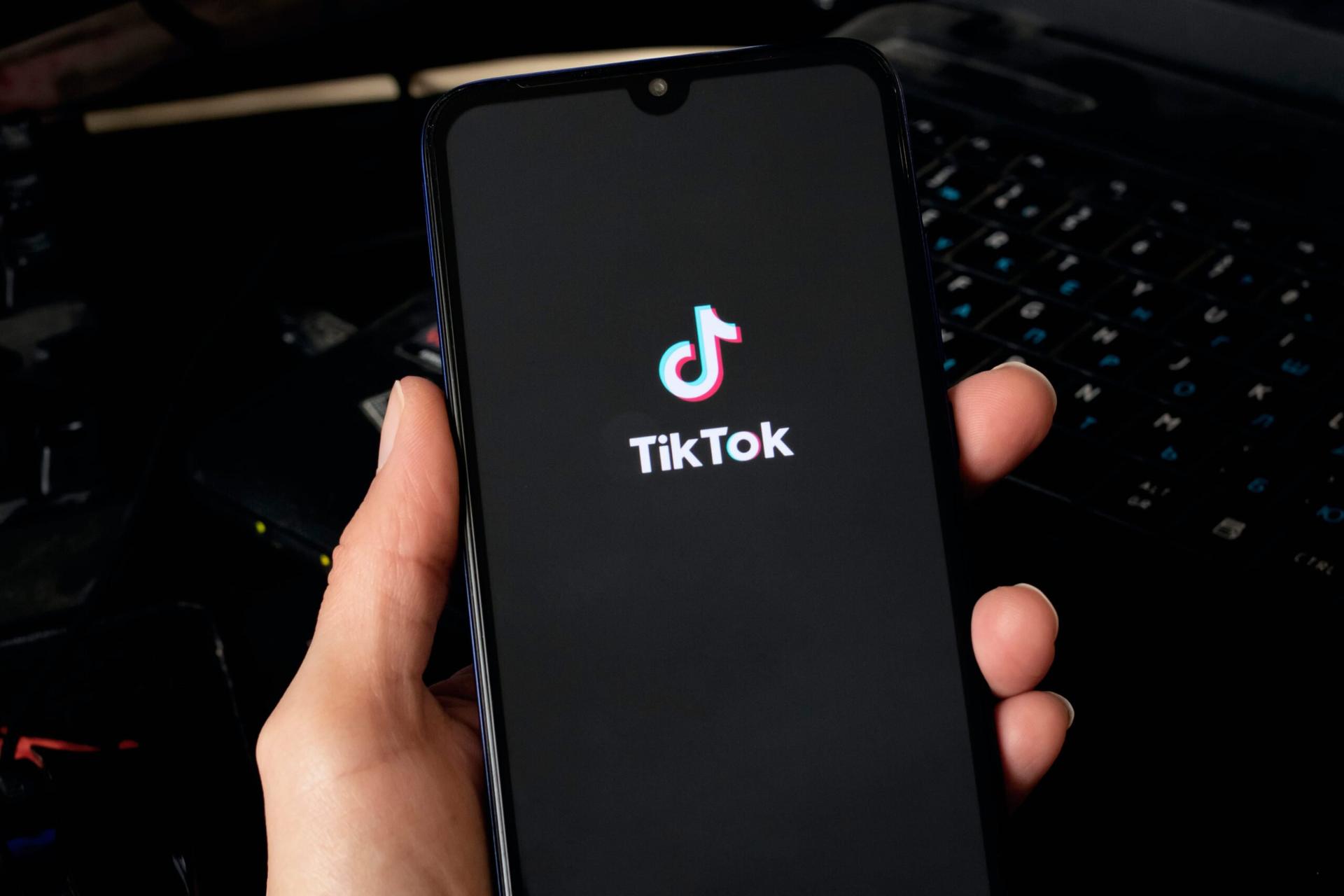 transfer uang tiktok