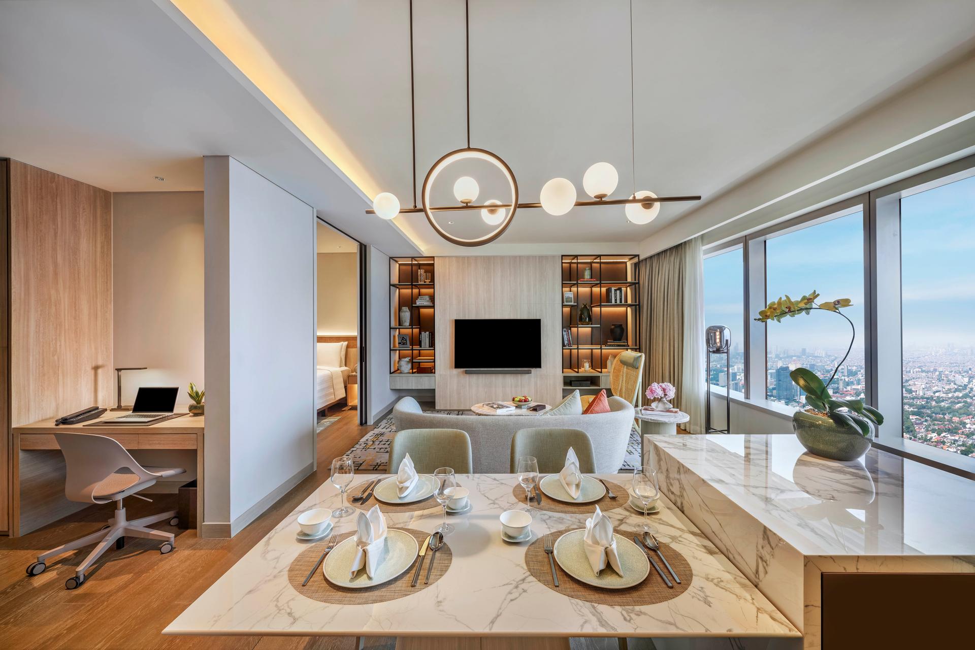 PARKROYAL Serviced Suites