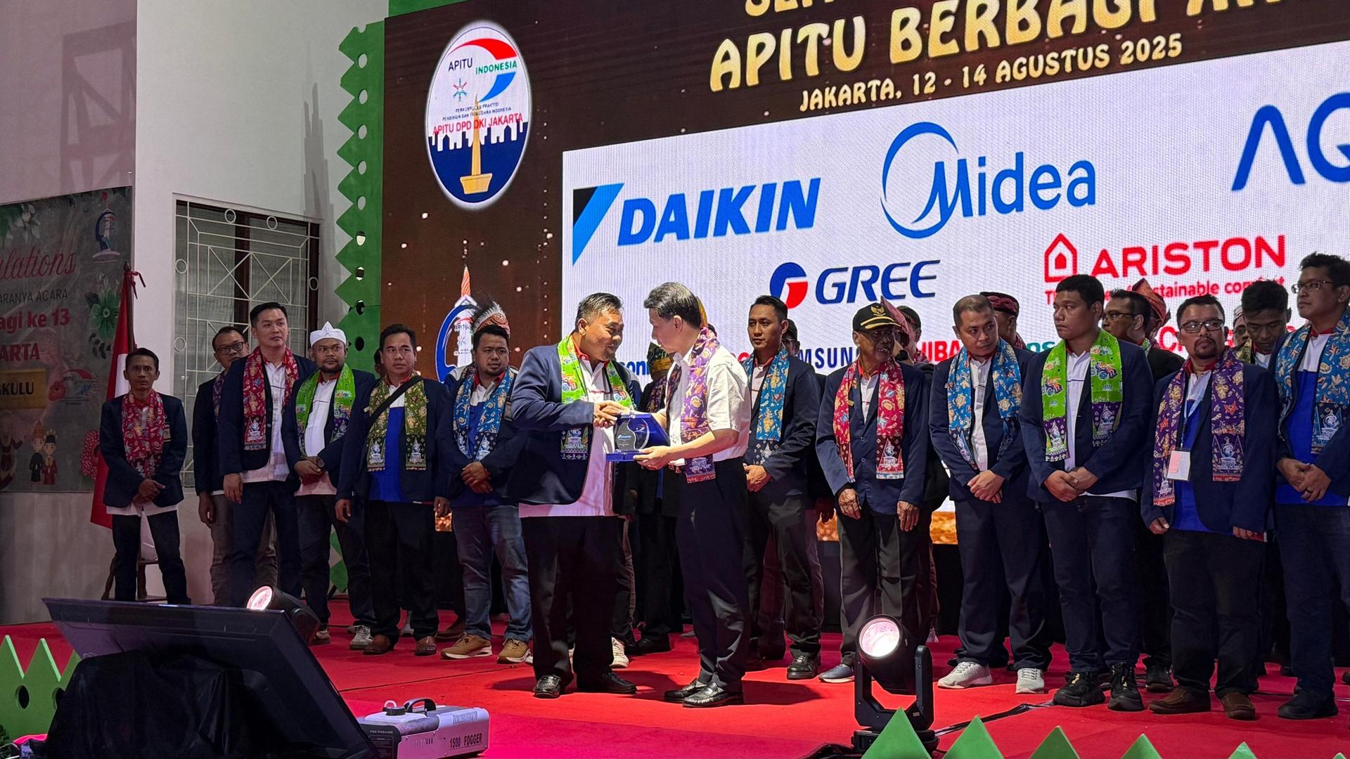 Daikin Perkuat Kolaborasi dengan APITU untuk Tingkatkan Kompetensi Teknisi AC di Indonesia