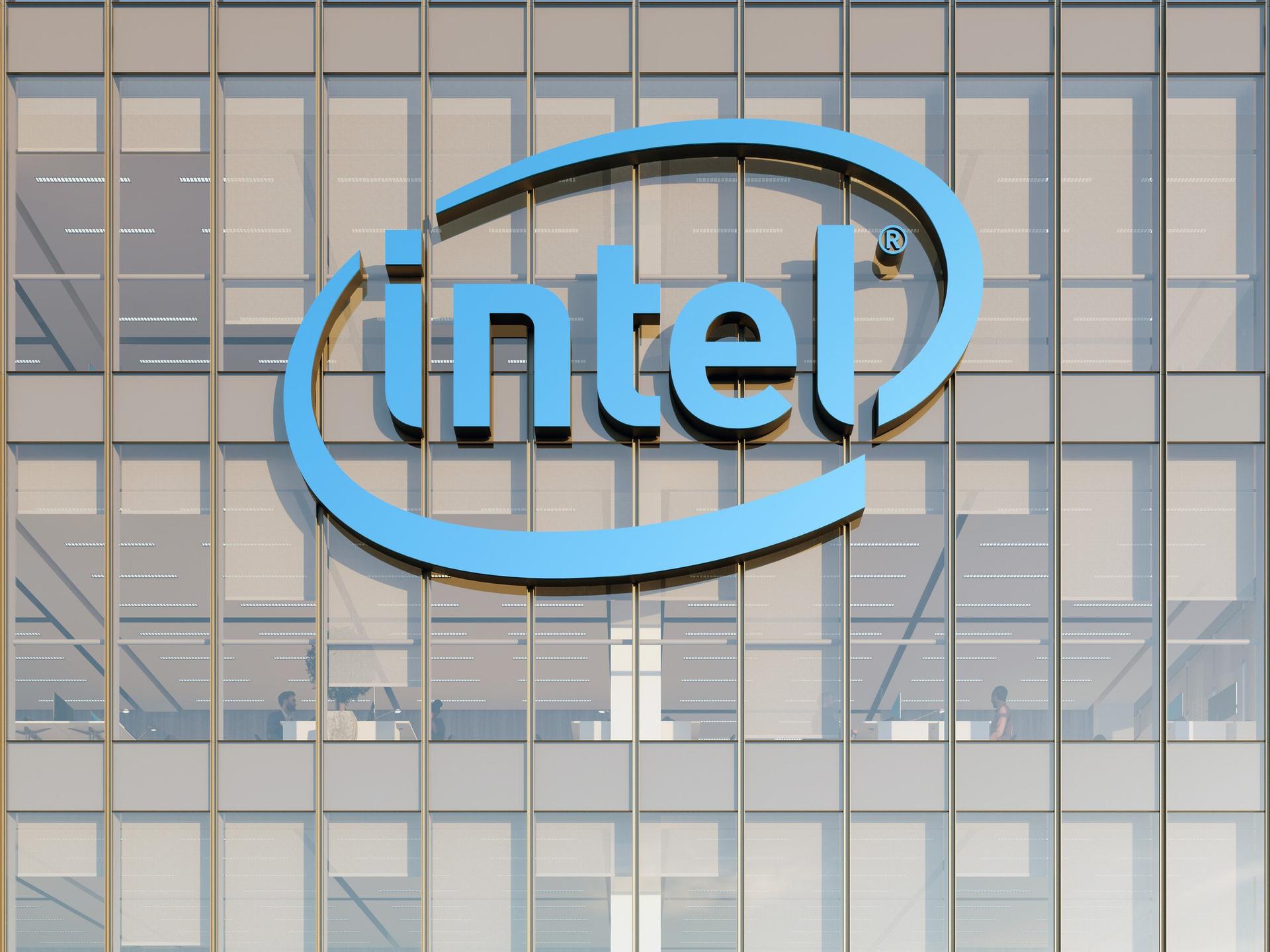 Intel Disebut Bisa Jadi Pemasok Chip iPhone Mulai 2028