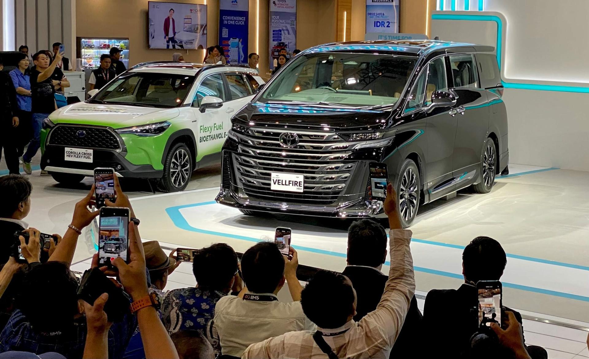 All New Vellfire HEV