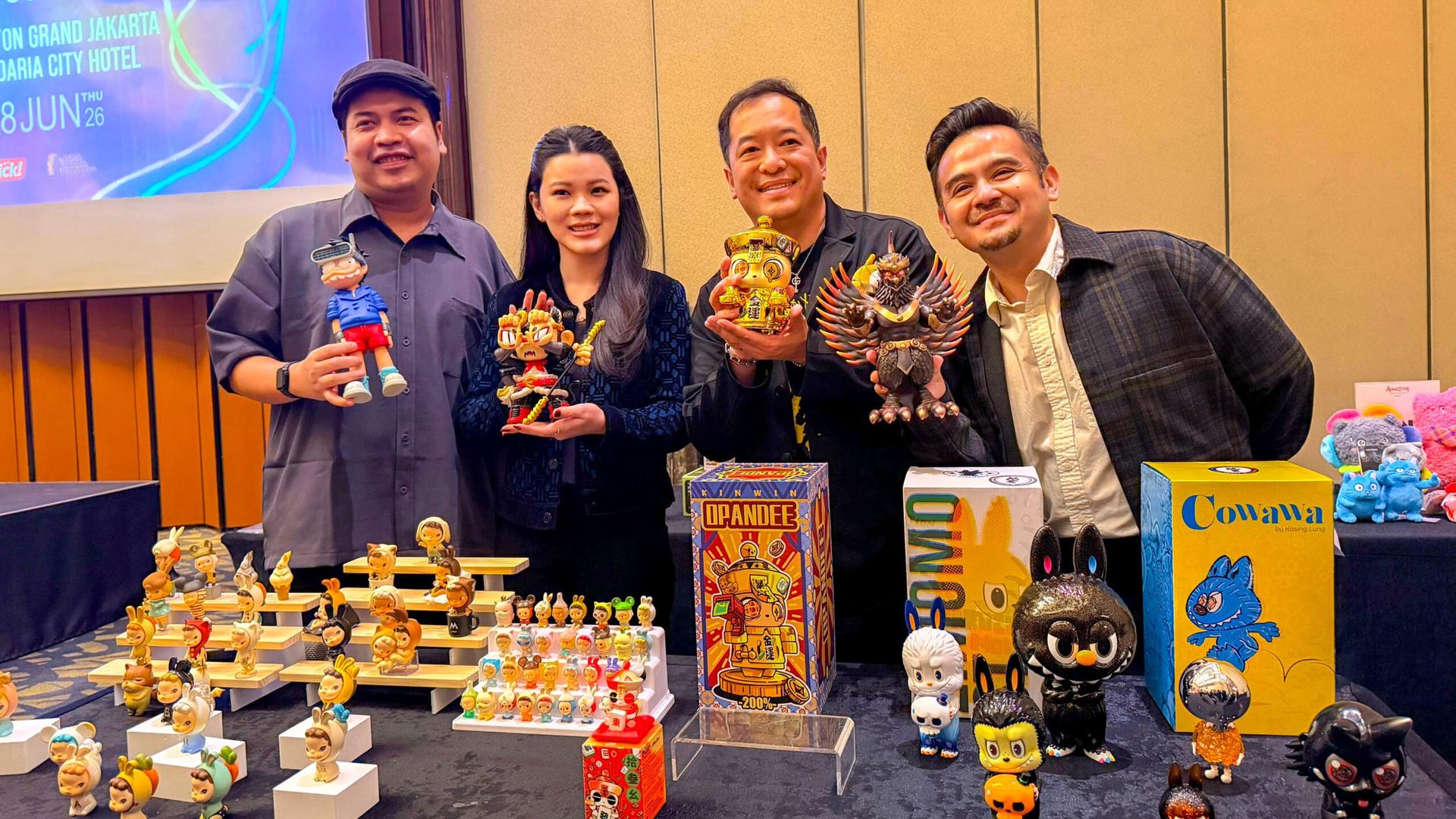 Amazing Toy Show