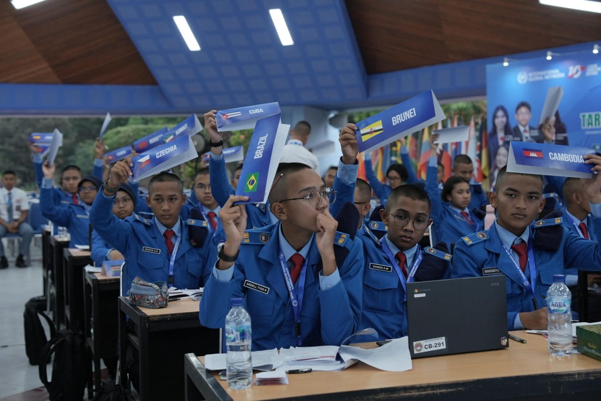 AYIMUN Taruna Nusantara.