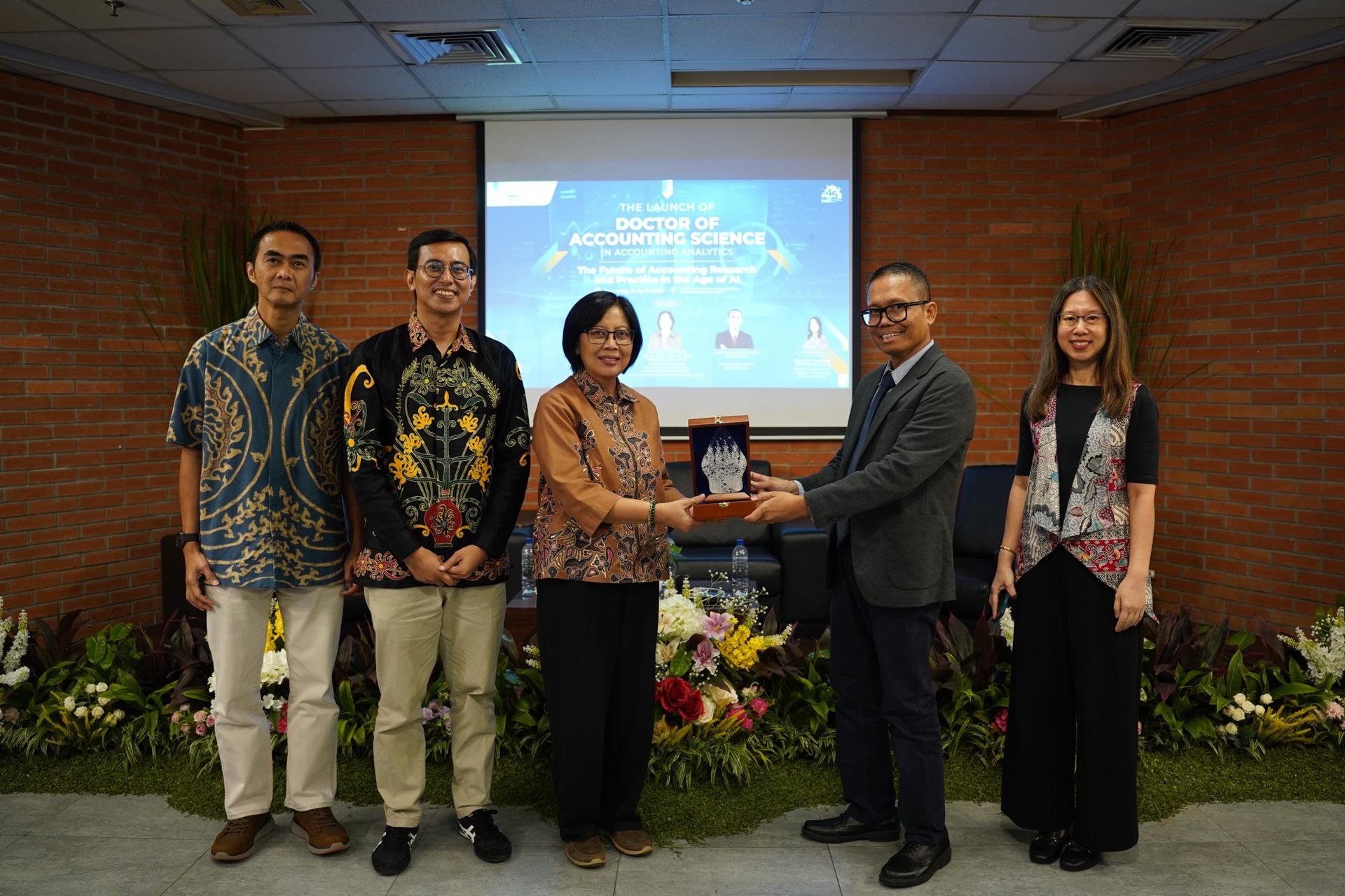 BINUS University Luncurkan Program Doktor Akuntansi, Soroti Peran Riset di Era AI