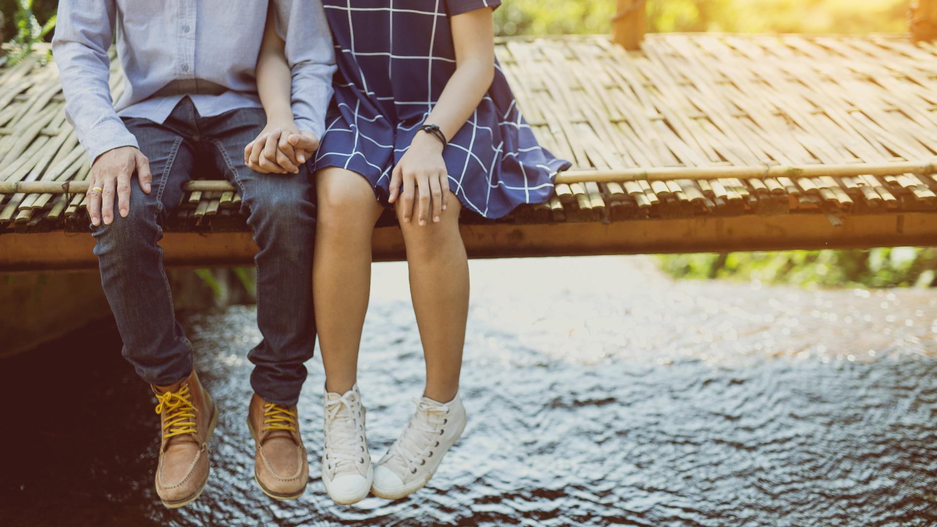 introvert jatuh cinta