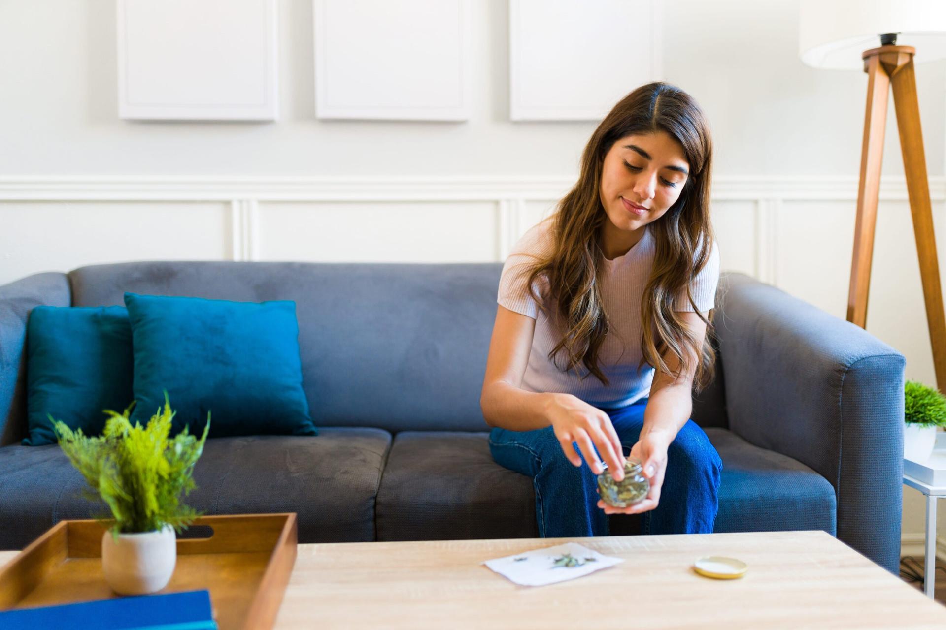 cara menjalani frugal living