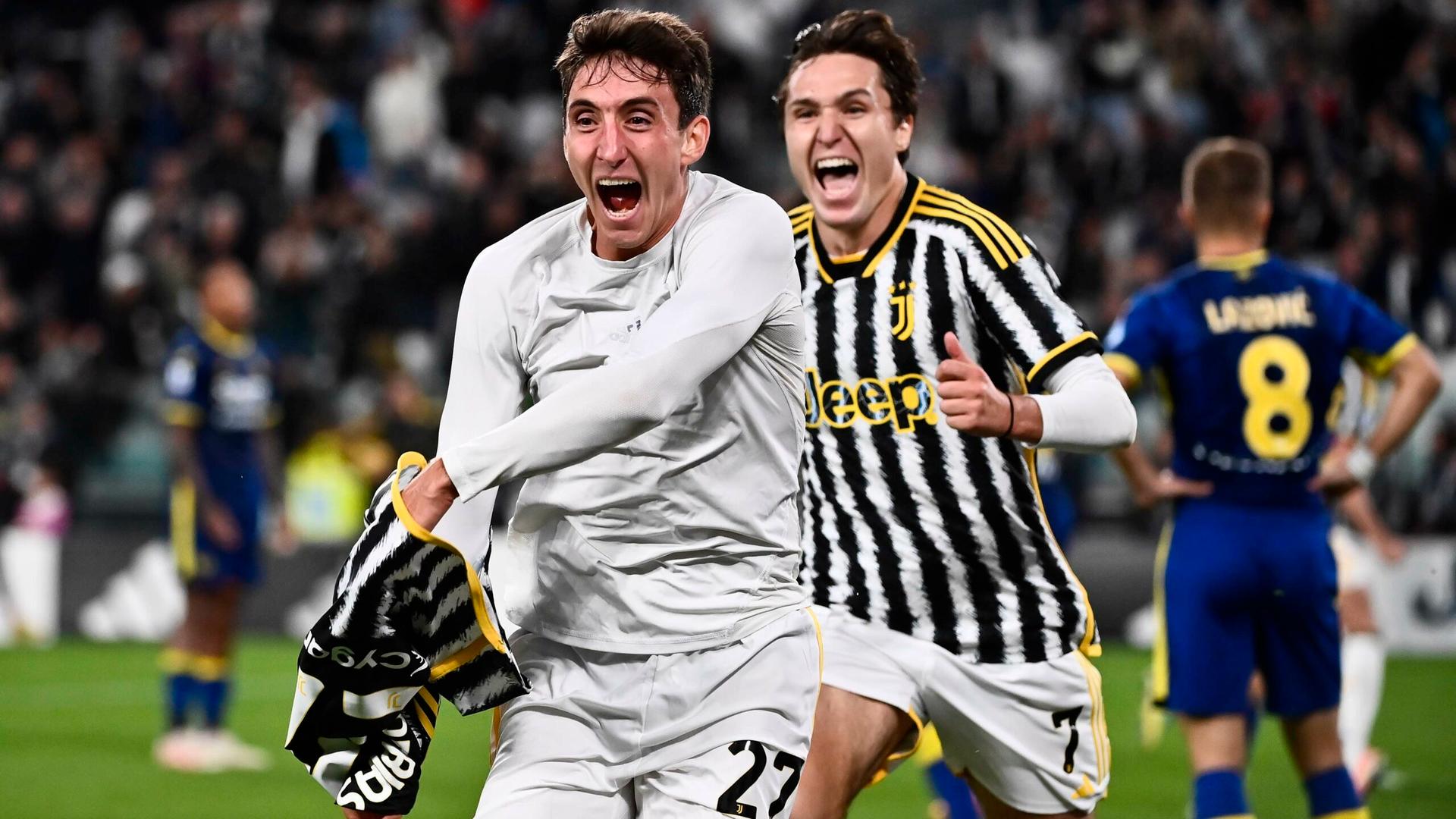 Andrea Cambiaso selebrasi di laga Juventus vs Verona