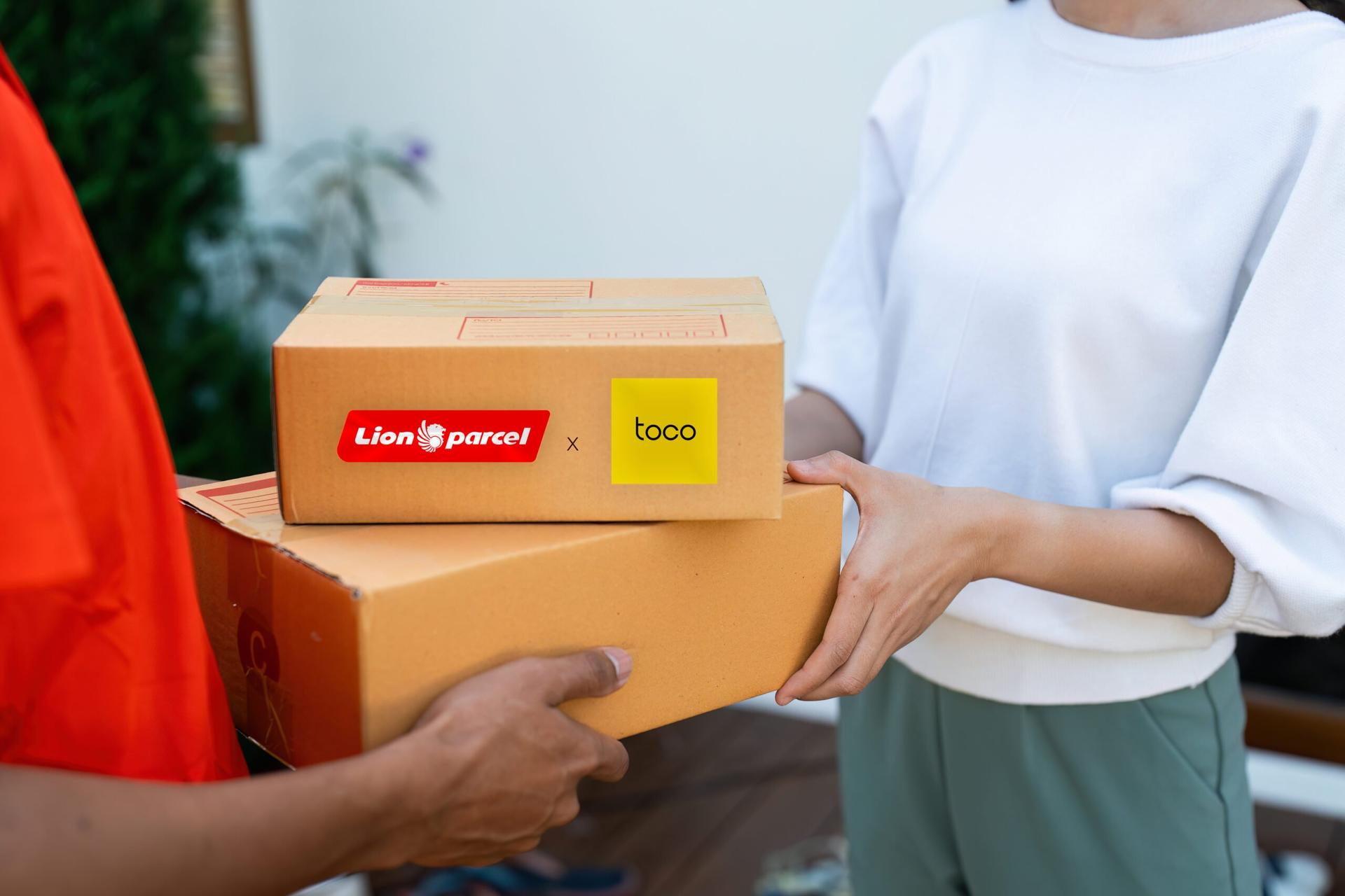 Lion Parcel