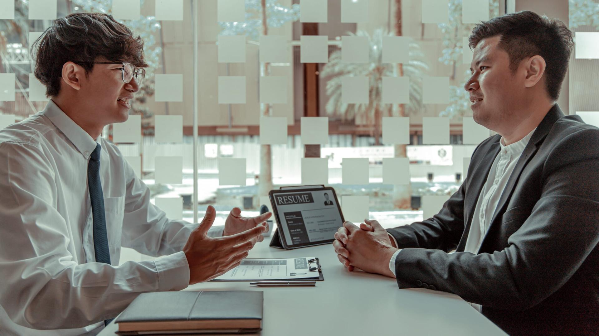 melebihkan kemampuan saat interview