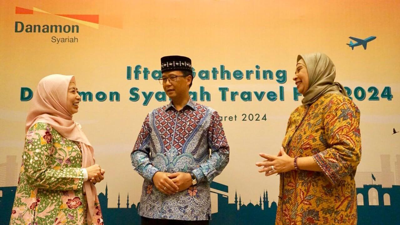 Danamon Syariah Travel Fair